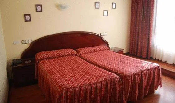 Photo of the whole room, Bed in Hotel Piedra