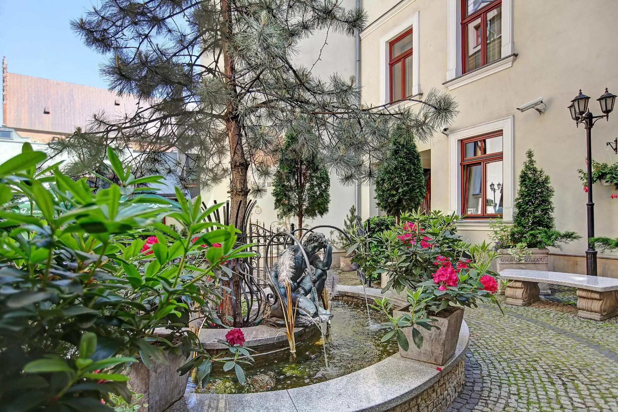 Inner courtyard view, Property Building in Hotel Wawel