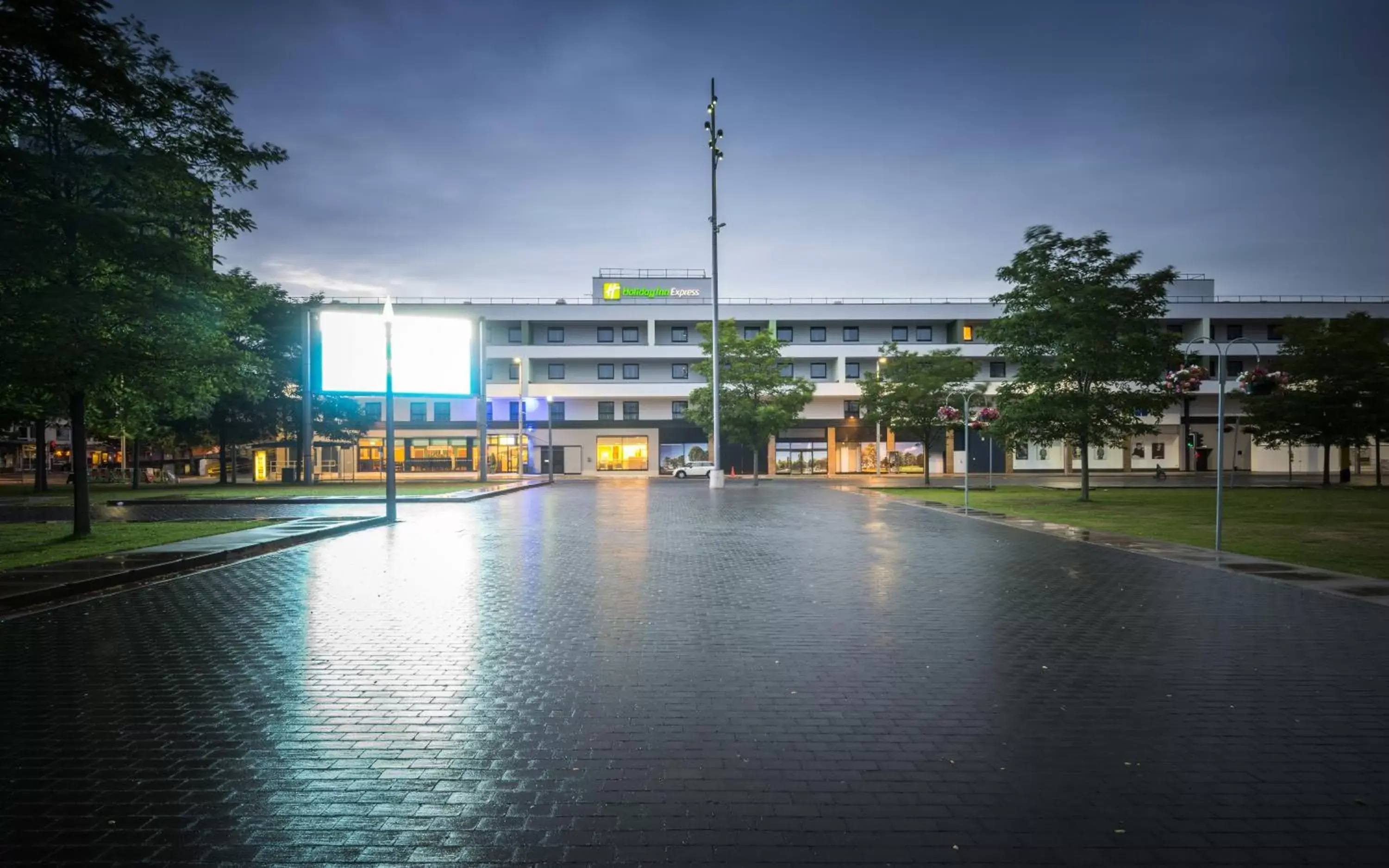 Property Building in Holiday Inn Express Middlesbrough - Centre Square, an IHG Hotel