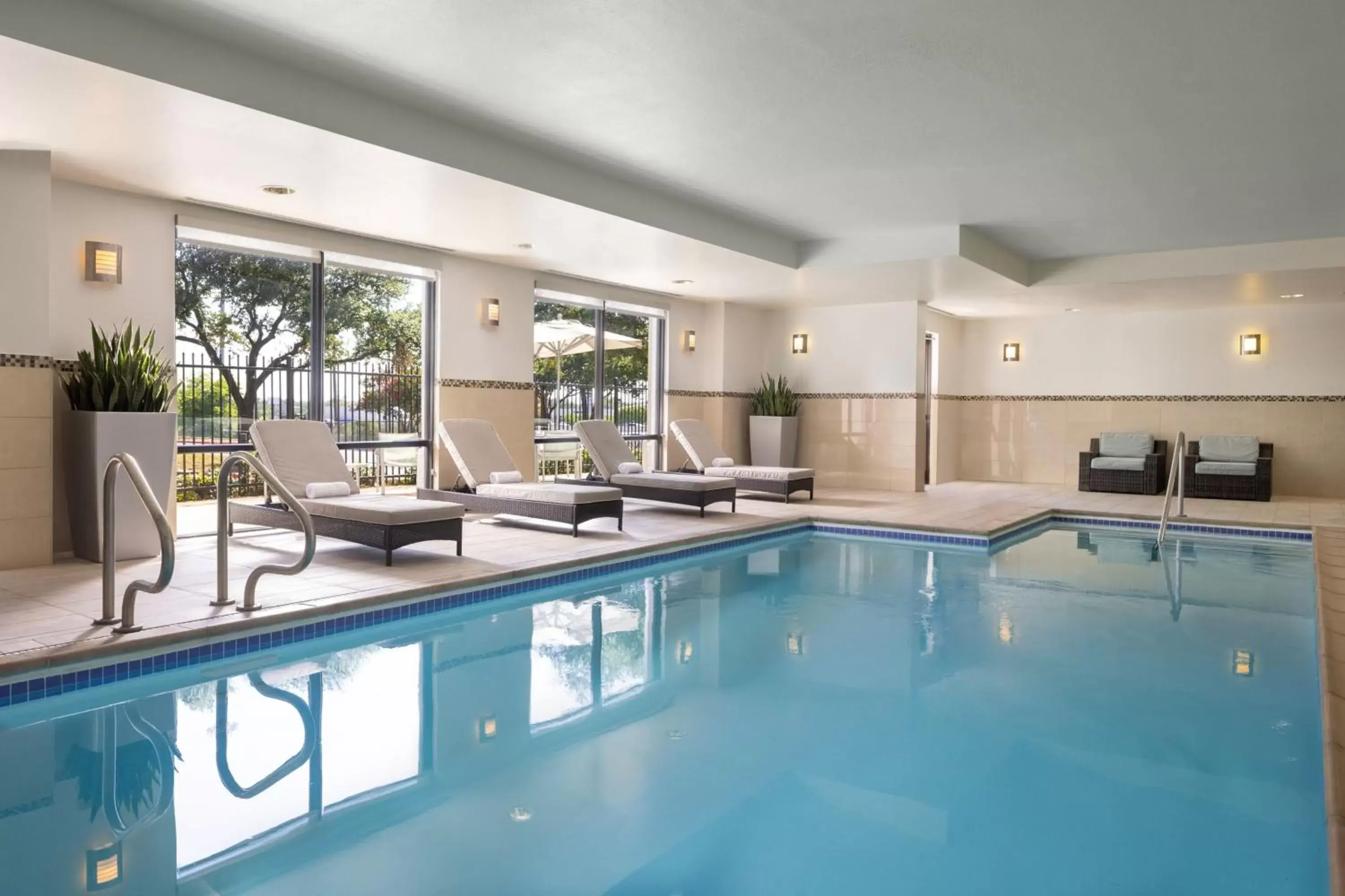 Swimming Pool in SpringHill Suites Austin South