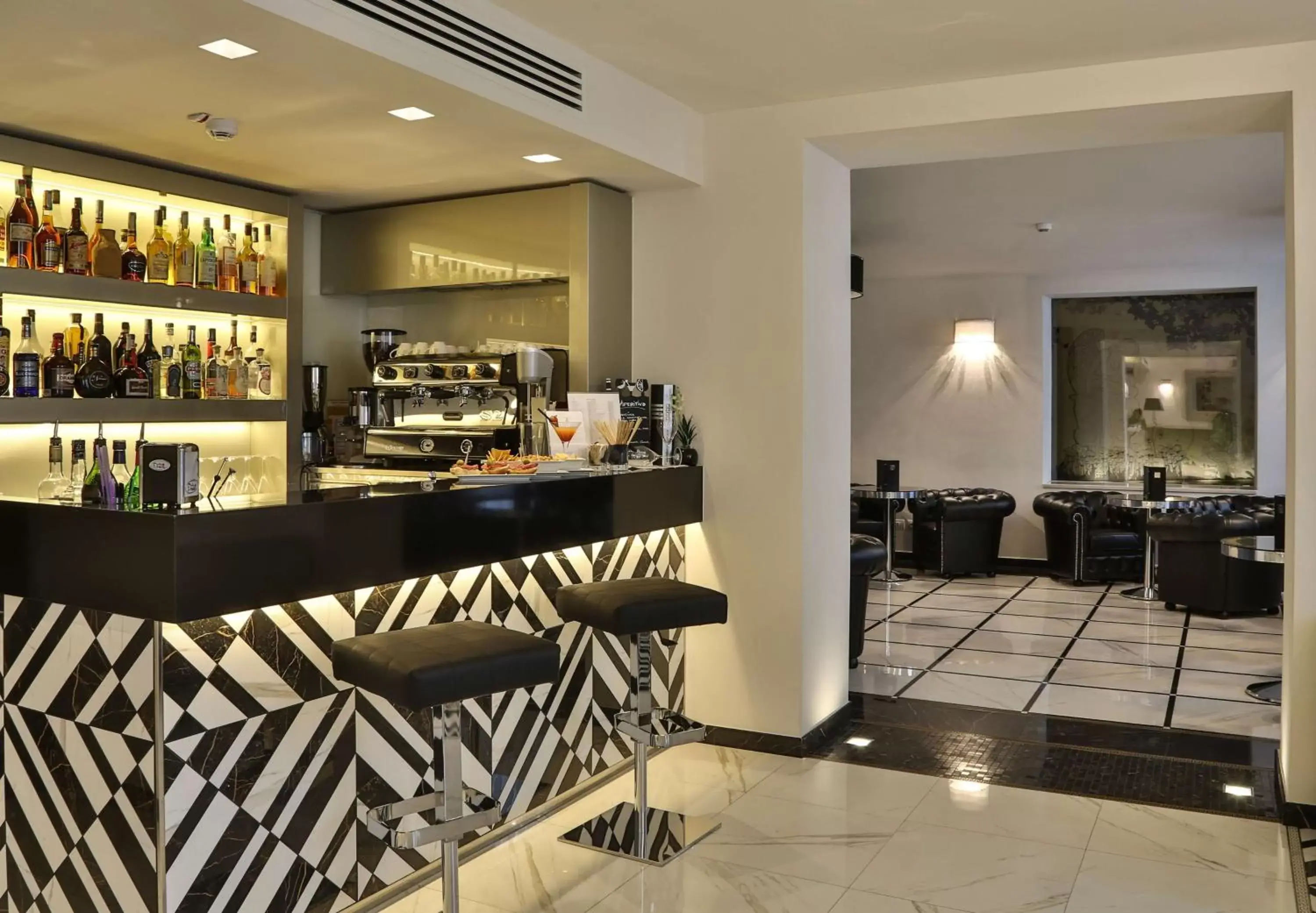 Lounge or bar, Lounge/Bar in Best Western Premier Milano Palace Hotel