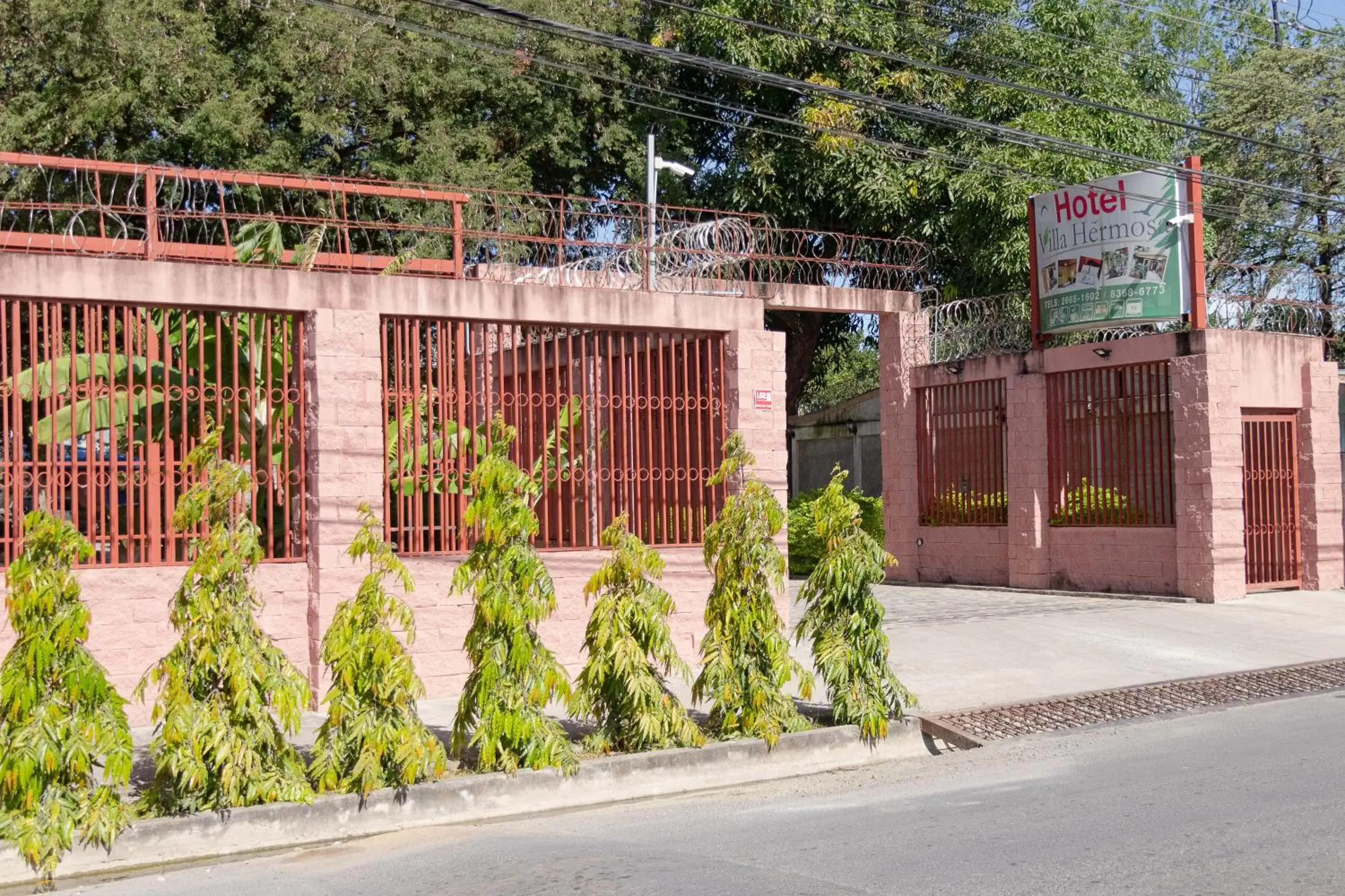 Facade/entrance in Hotel Villa Hermosa