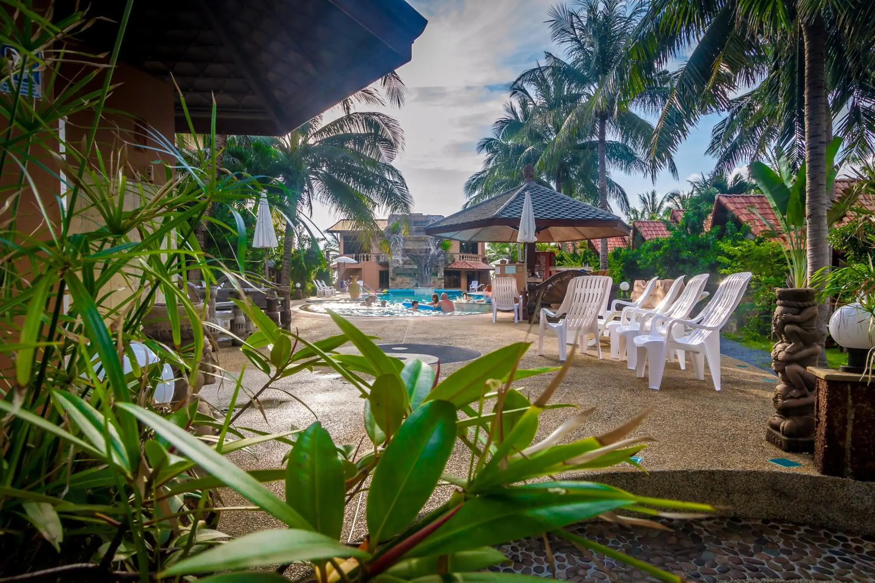 Swimming pool in Laguna Beach Club Resort