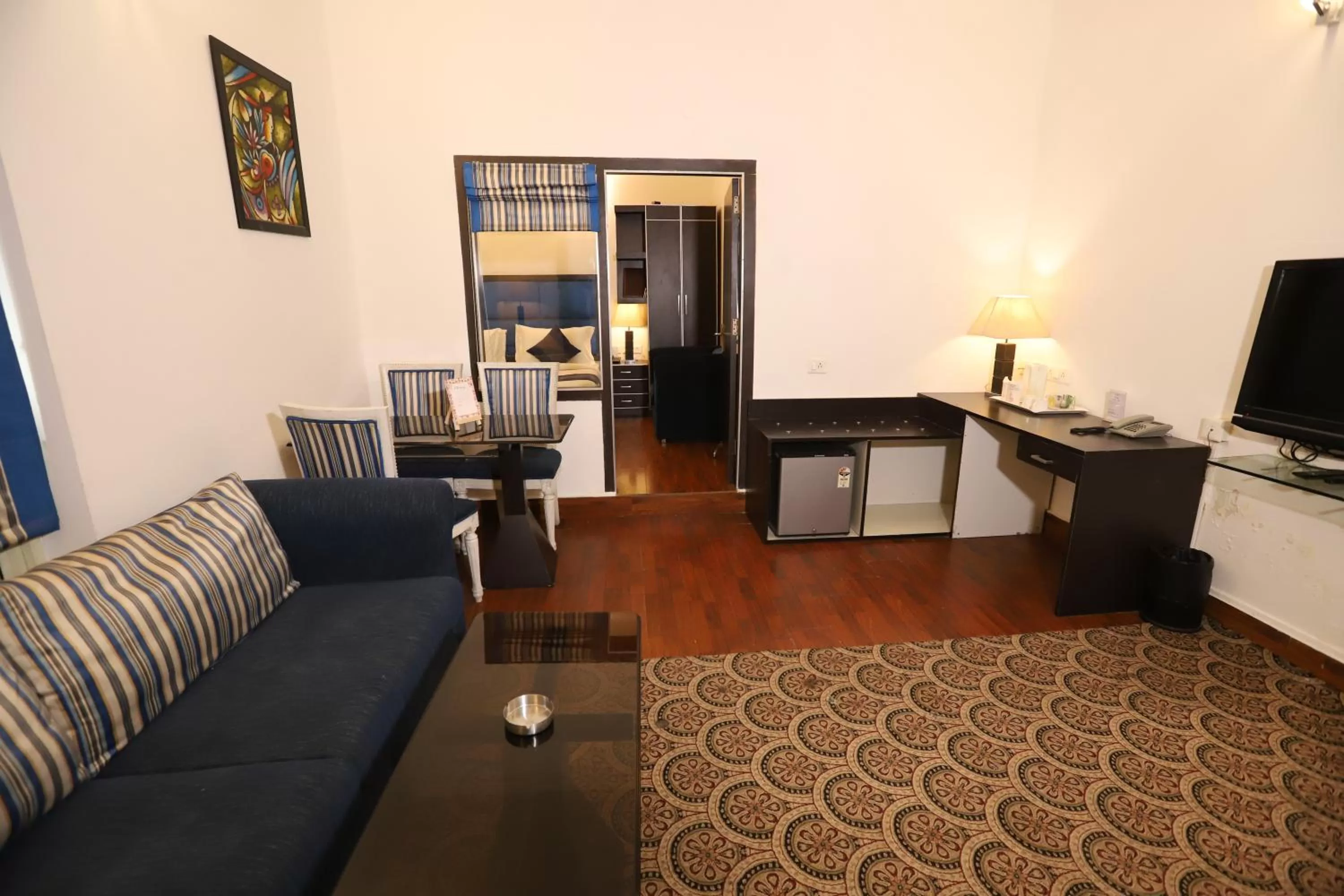 TV and multimedia in Hotel Capitol Hills - Greater Kailash Delhi