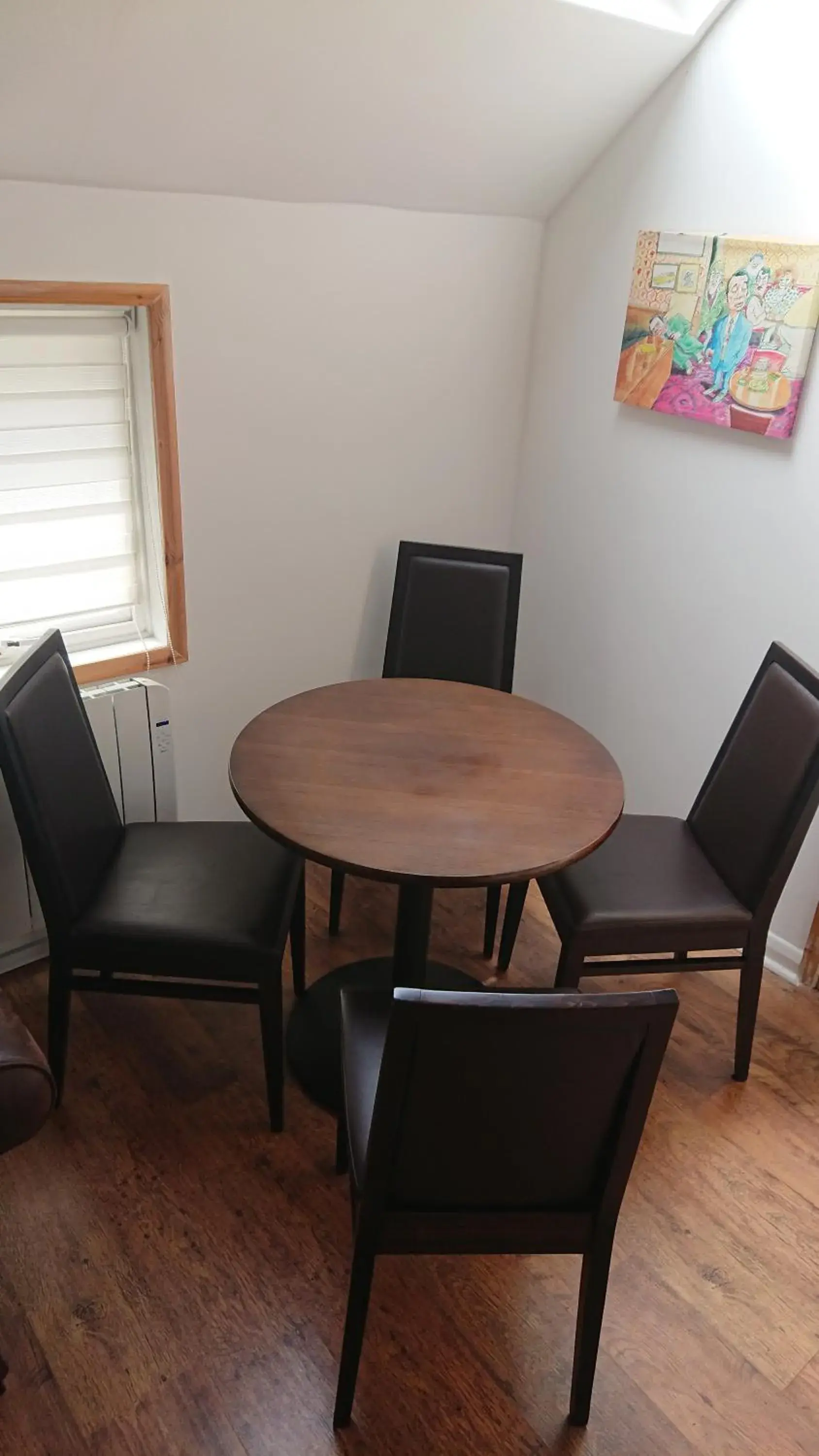 Living room, Dining Area in BexLet