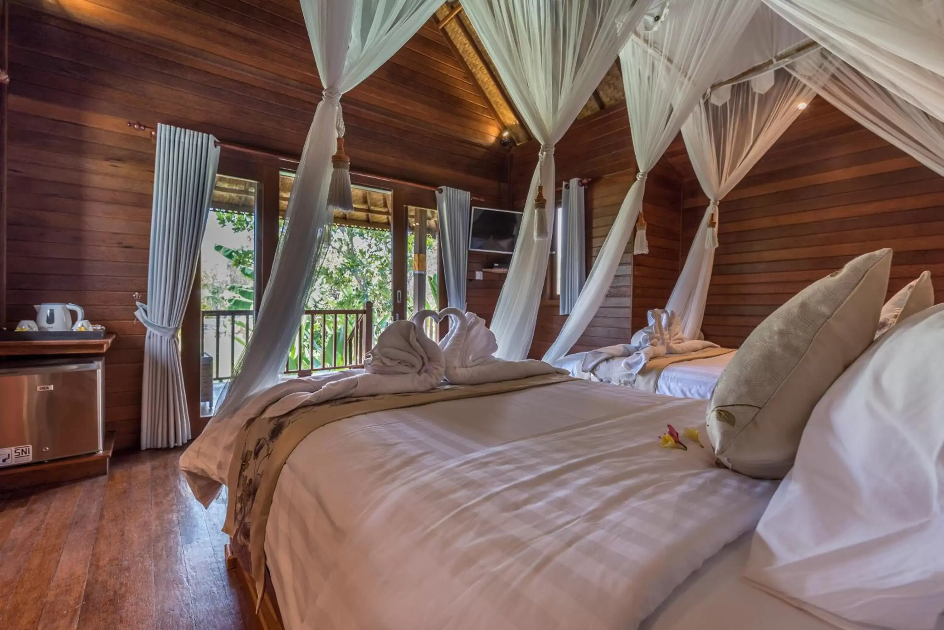 Bed in Royal Retreat Villa's Lembongan