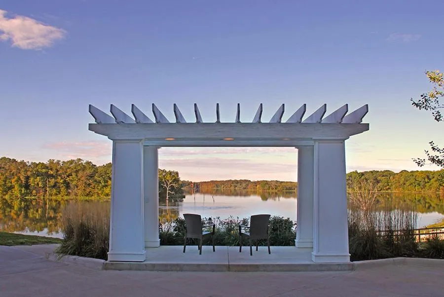 Area and facilities in Lakeside Hotel Casino