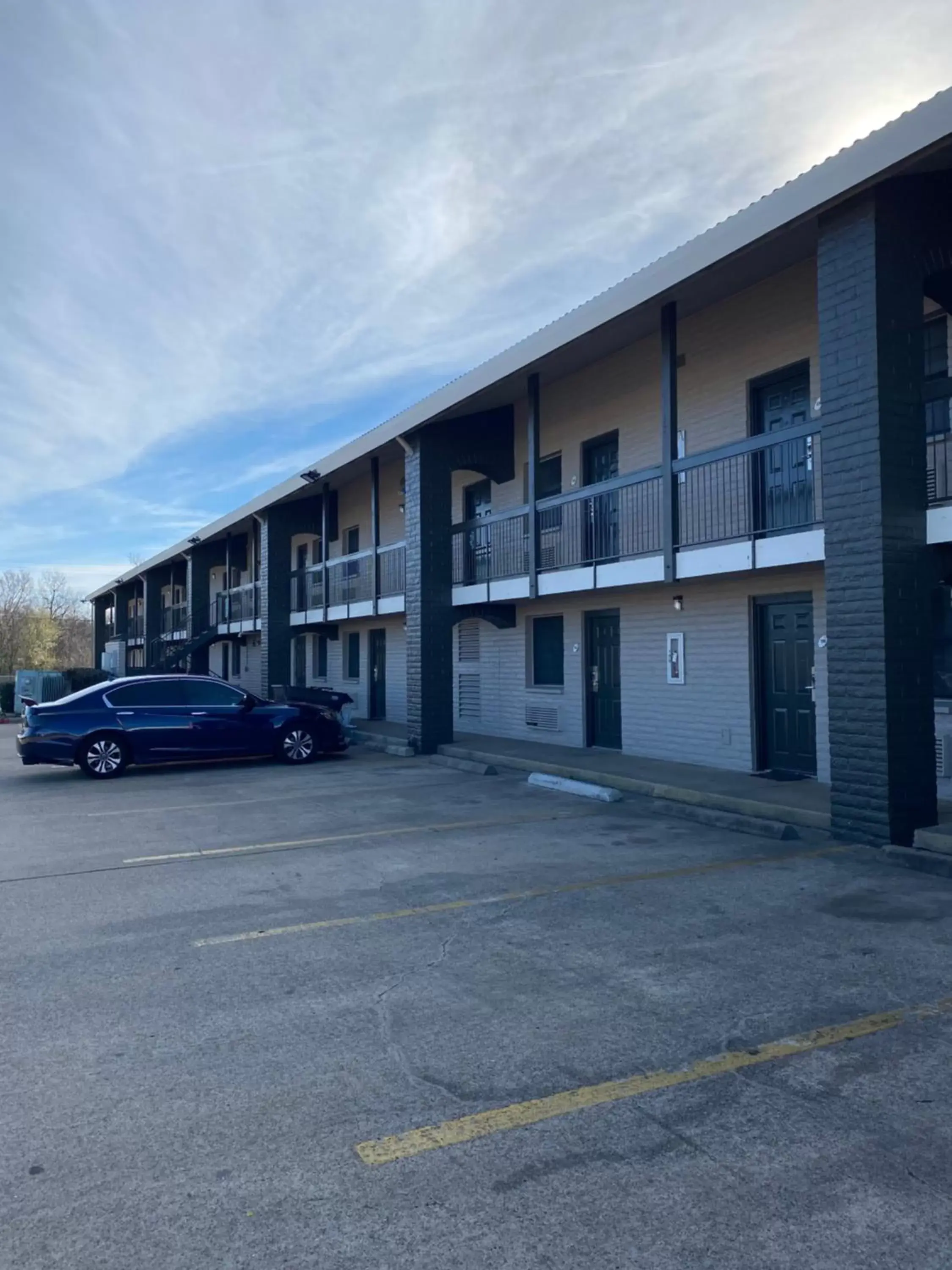 Property building in La Quinta Inn by Wyndham Tyler Property building in La Quinta Inn by Wyndham Tyler