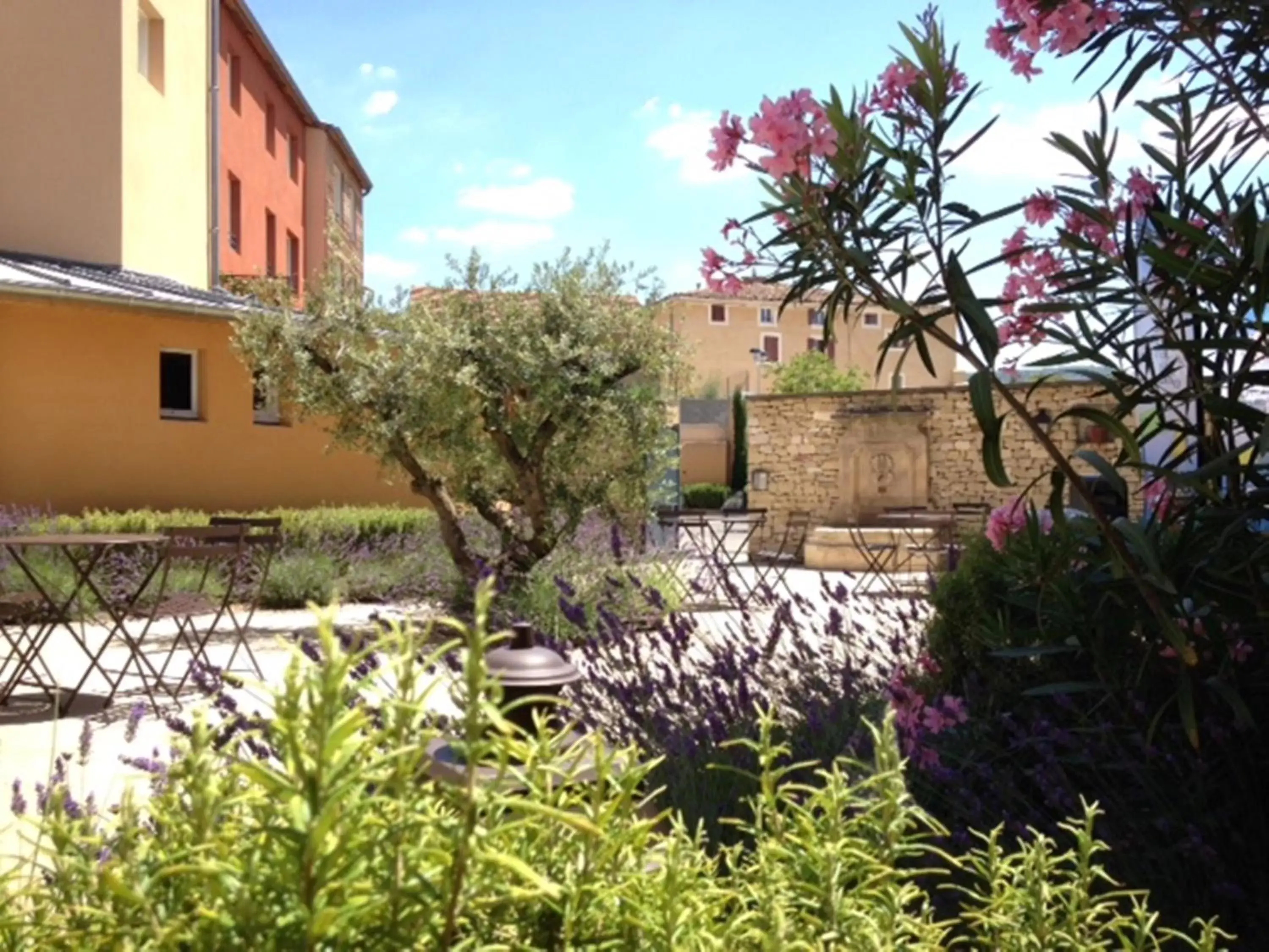 View (from property/room), Property Building in Suite Home Apt Luberon