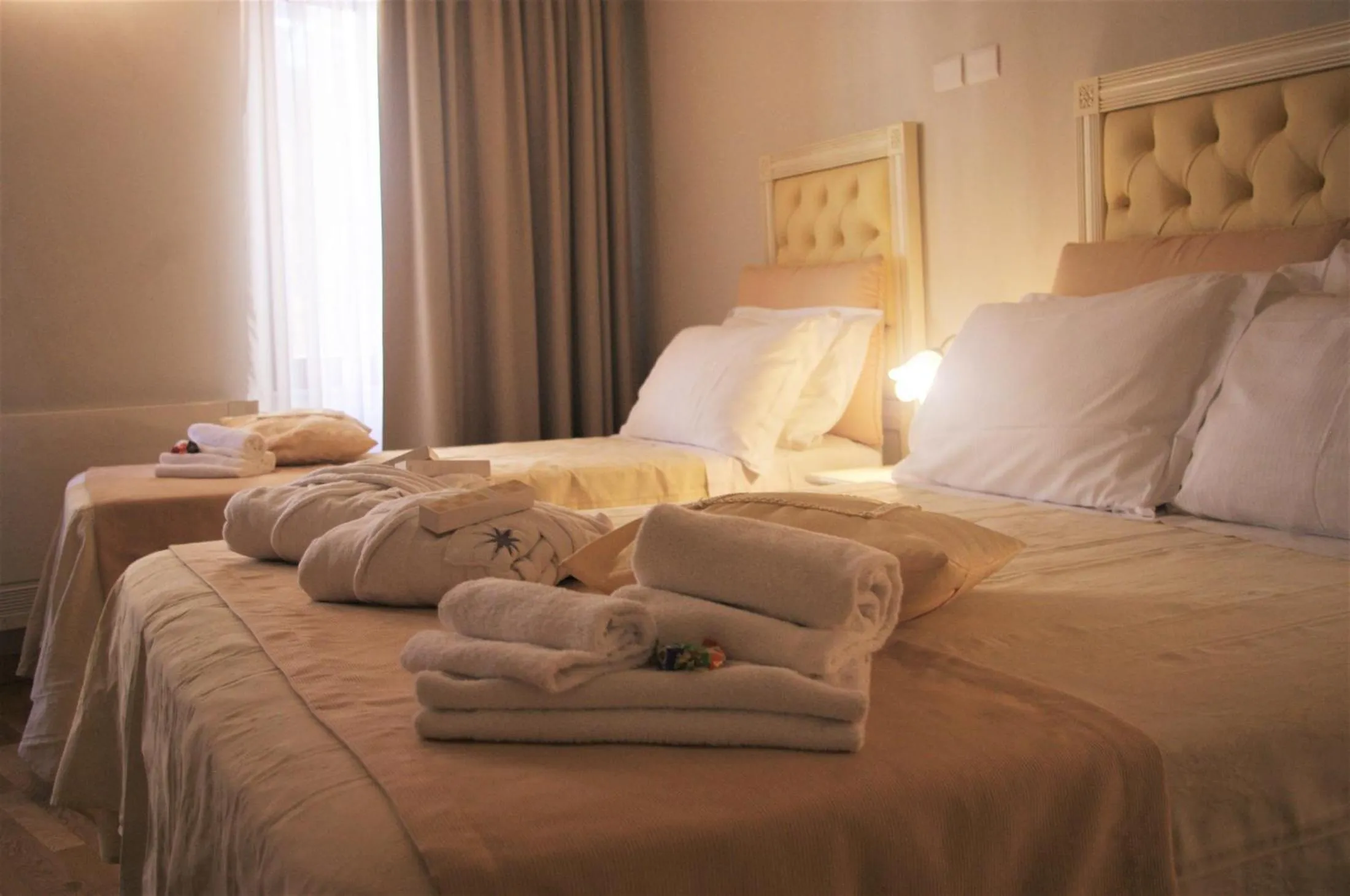 Bed in Hotel Volterra In Superior