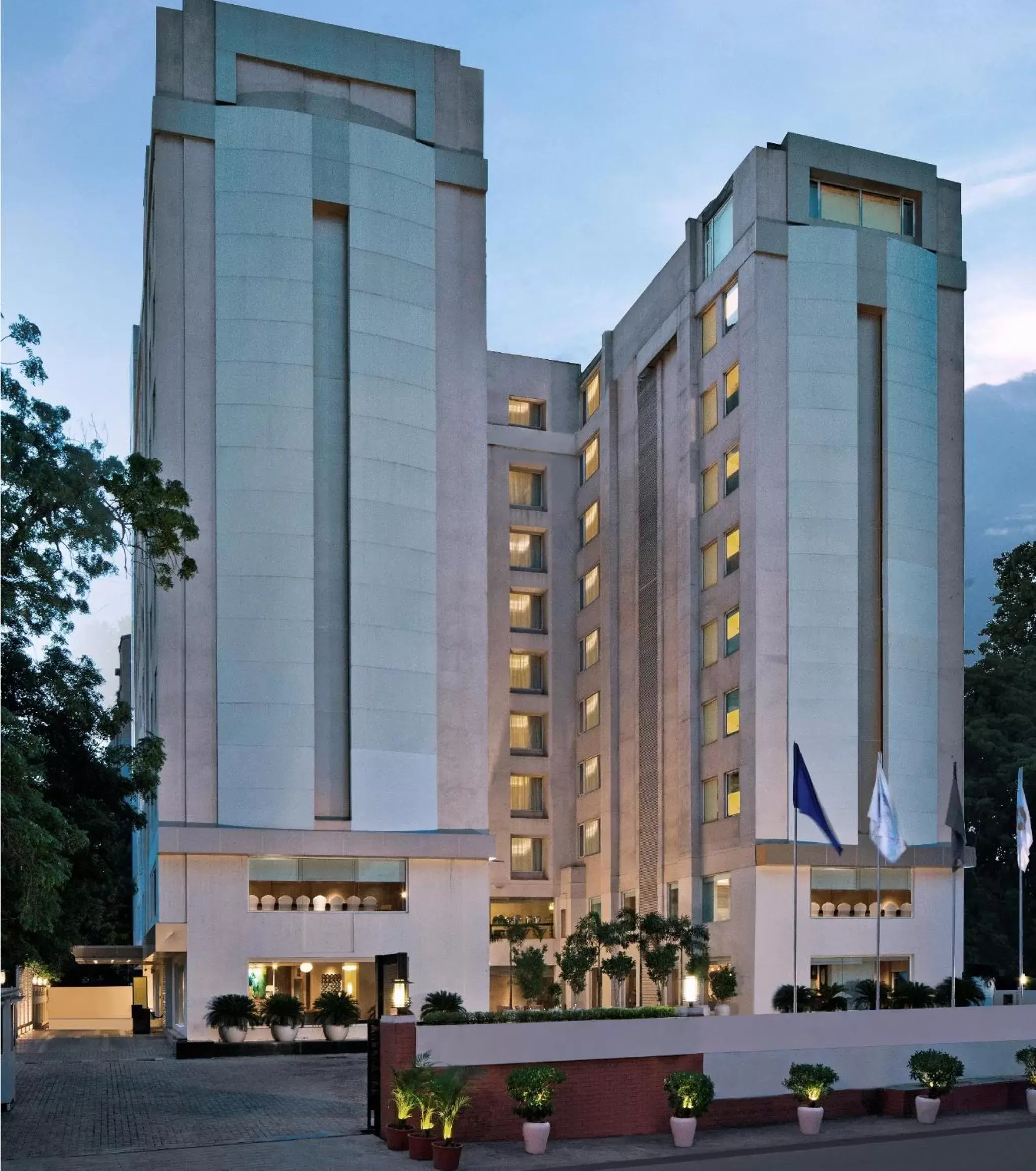 Facade/entrance in Fortune Park, Ahmedabad - Member ITC Hotels' Group Facade/entrance in Fortune Park, Ahmedabad - Member ITC Hotels' Group