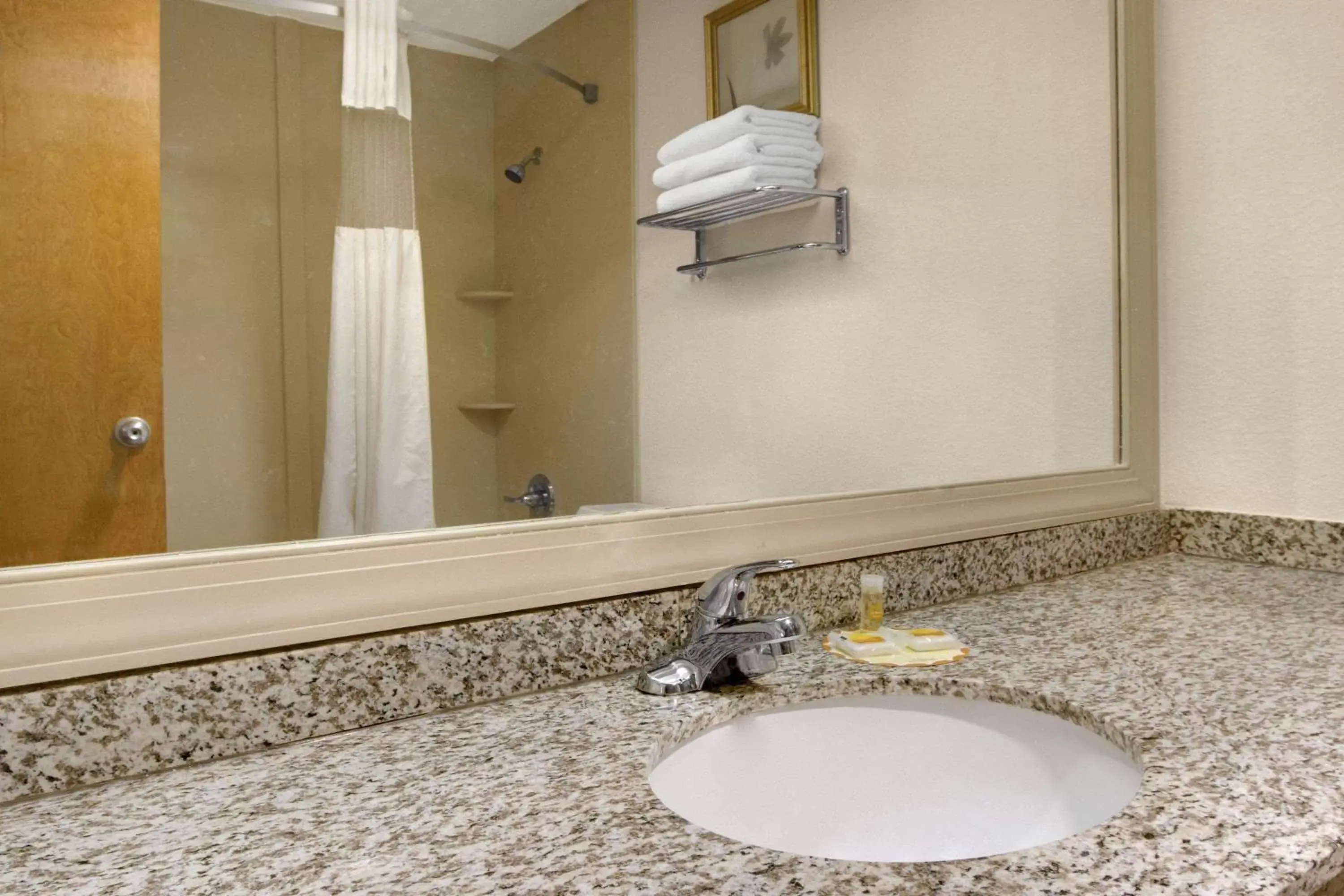 Photo of the whole room, Bathroom in Days Inn by Wyndham Fayetteville-South/I-95 Exit 49