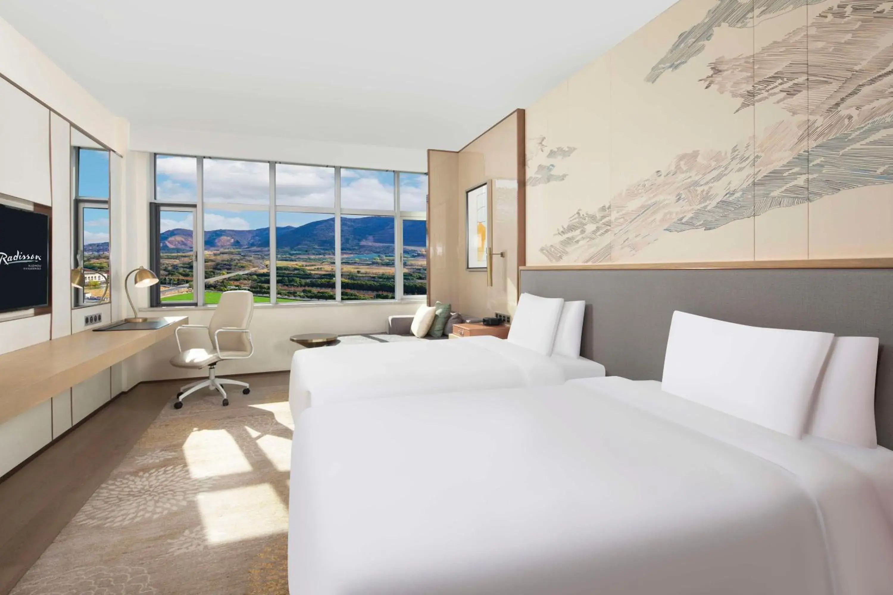 Bedroom, Mountain View in Radisson Suzhou