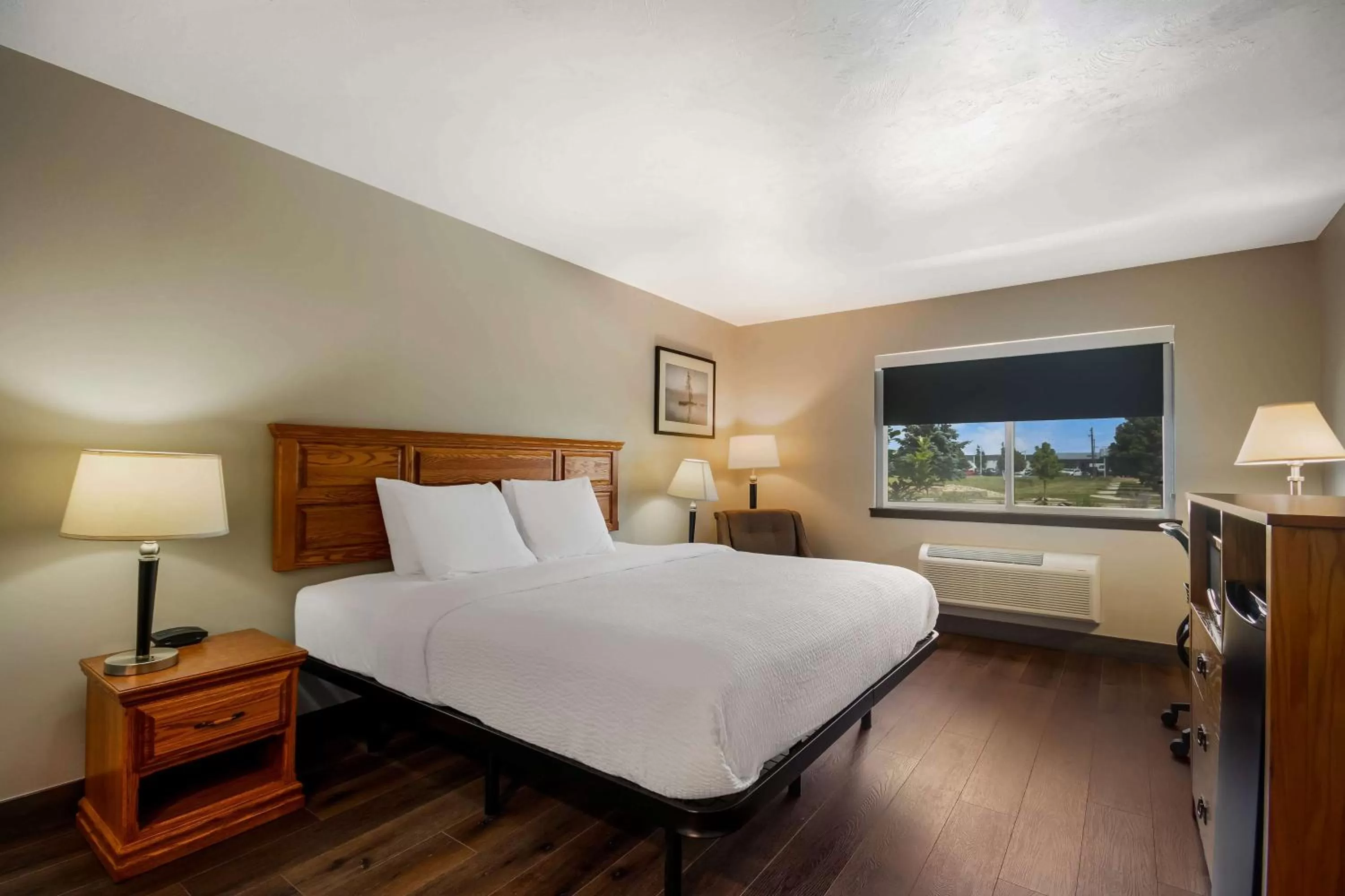 Bedroom, Bed in SureStay Plus Hotel by Best Western Rexburg