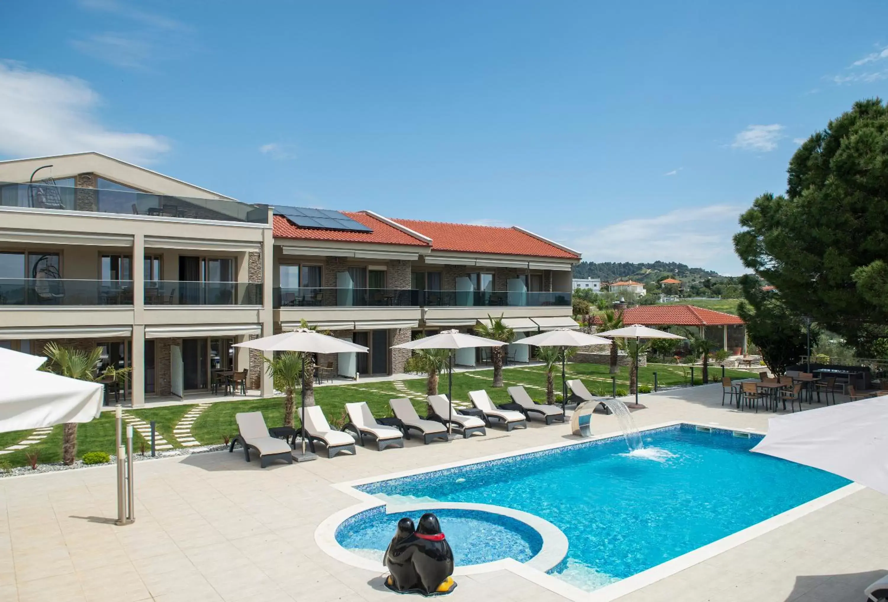 Property building, Swimming Pool in Villa Sara