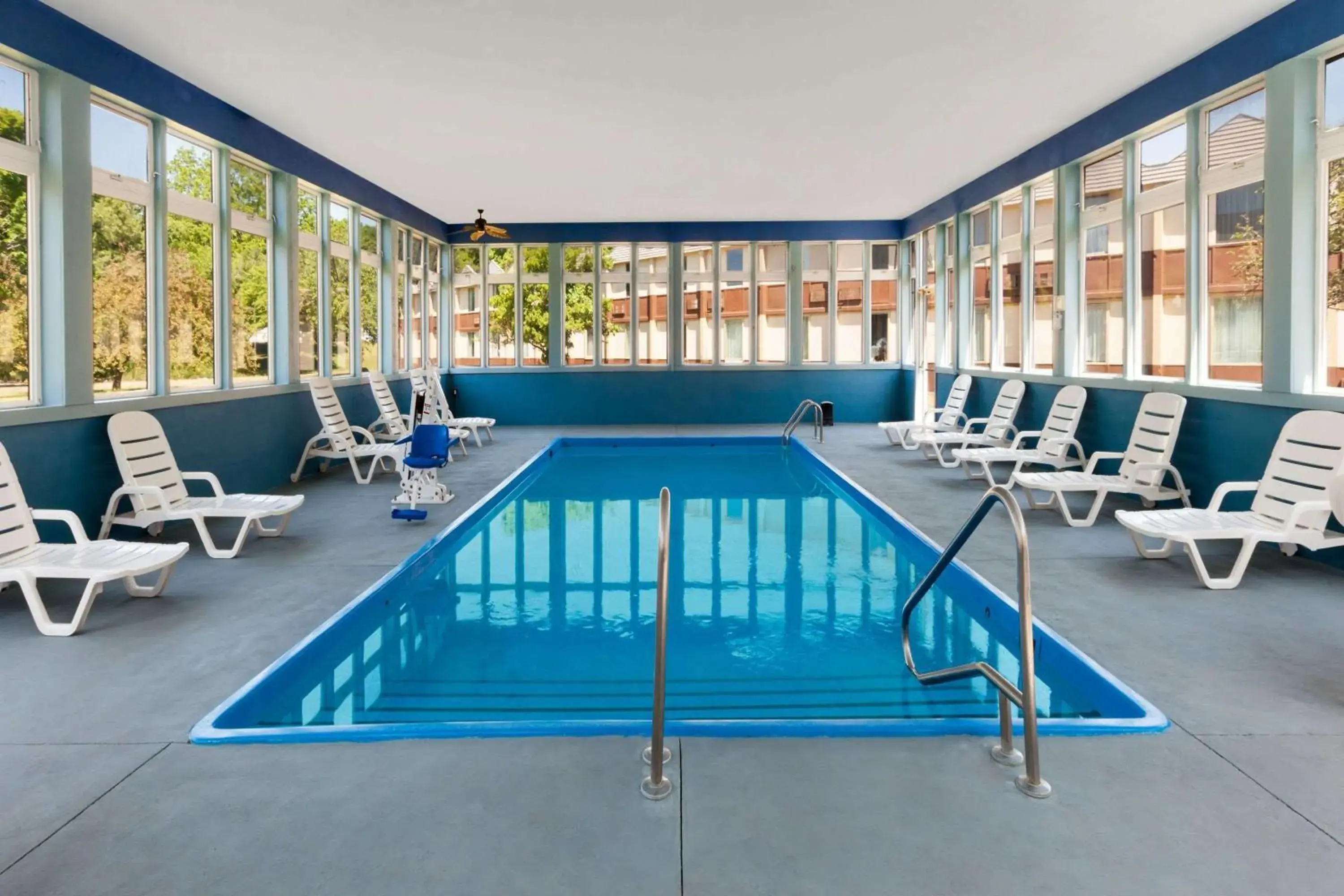 Days Inn by Wyndham Albion Days Inn by Wyndham Albion