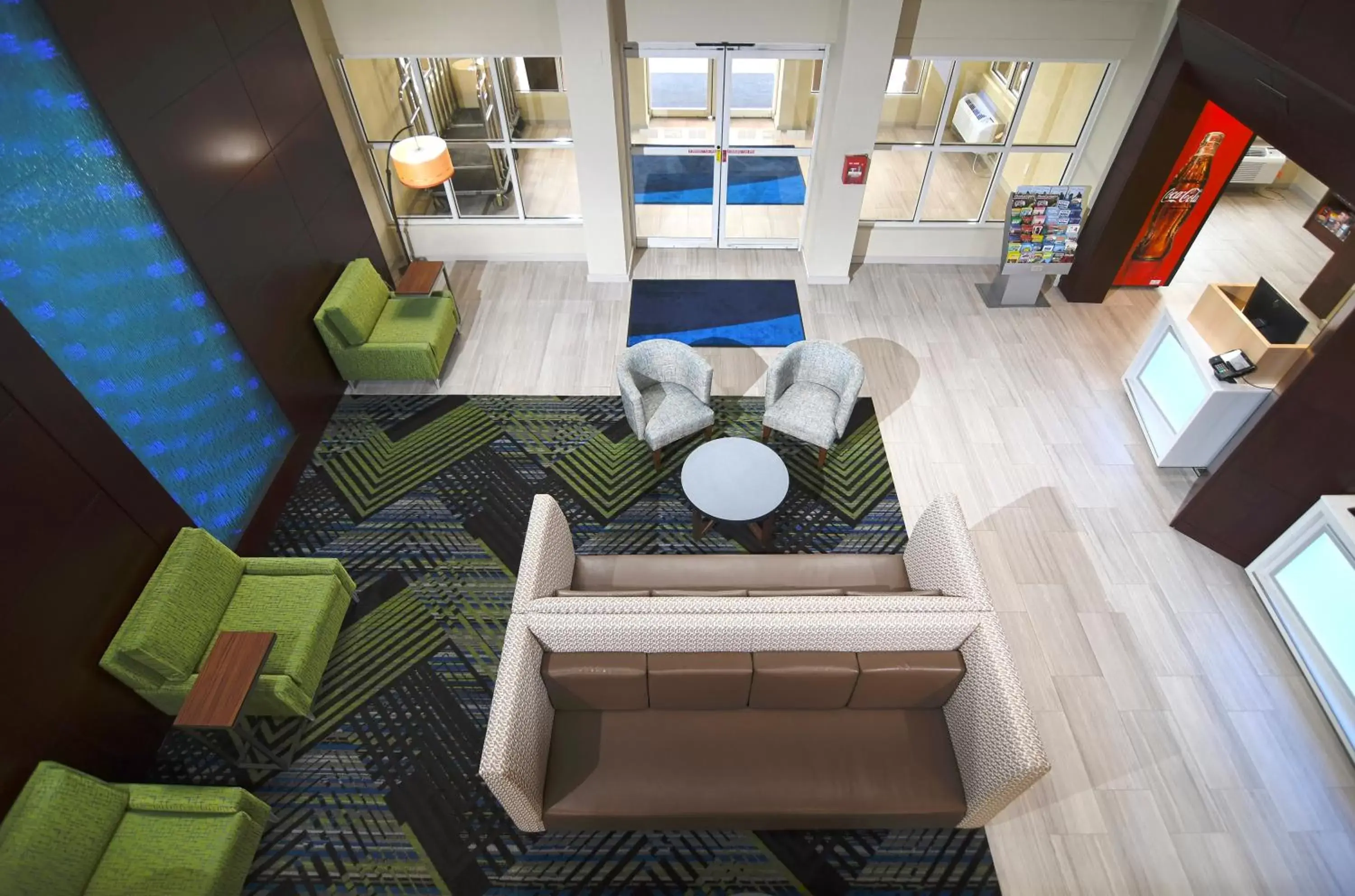 Property building, Seating Area in Holiday Inn Express Hotel & Suites Port Clinton-Catawba Island, an IHG Hotel