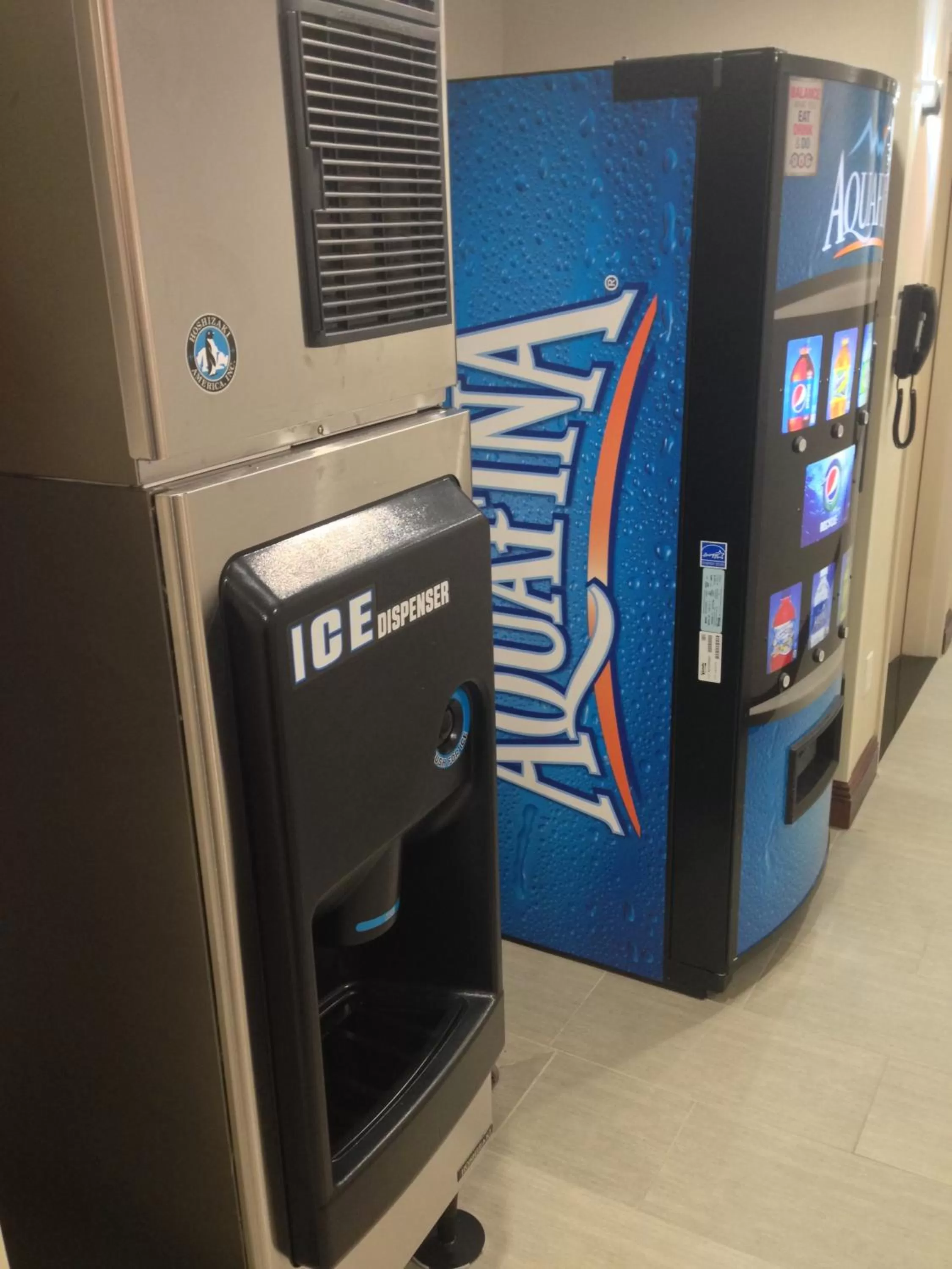 Non alcoholic drinks in Rockaway Hotel