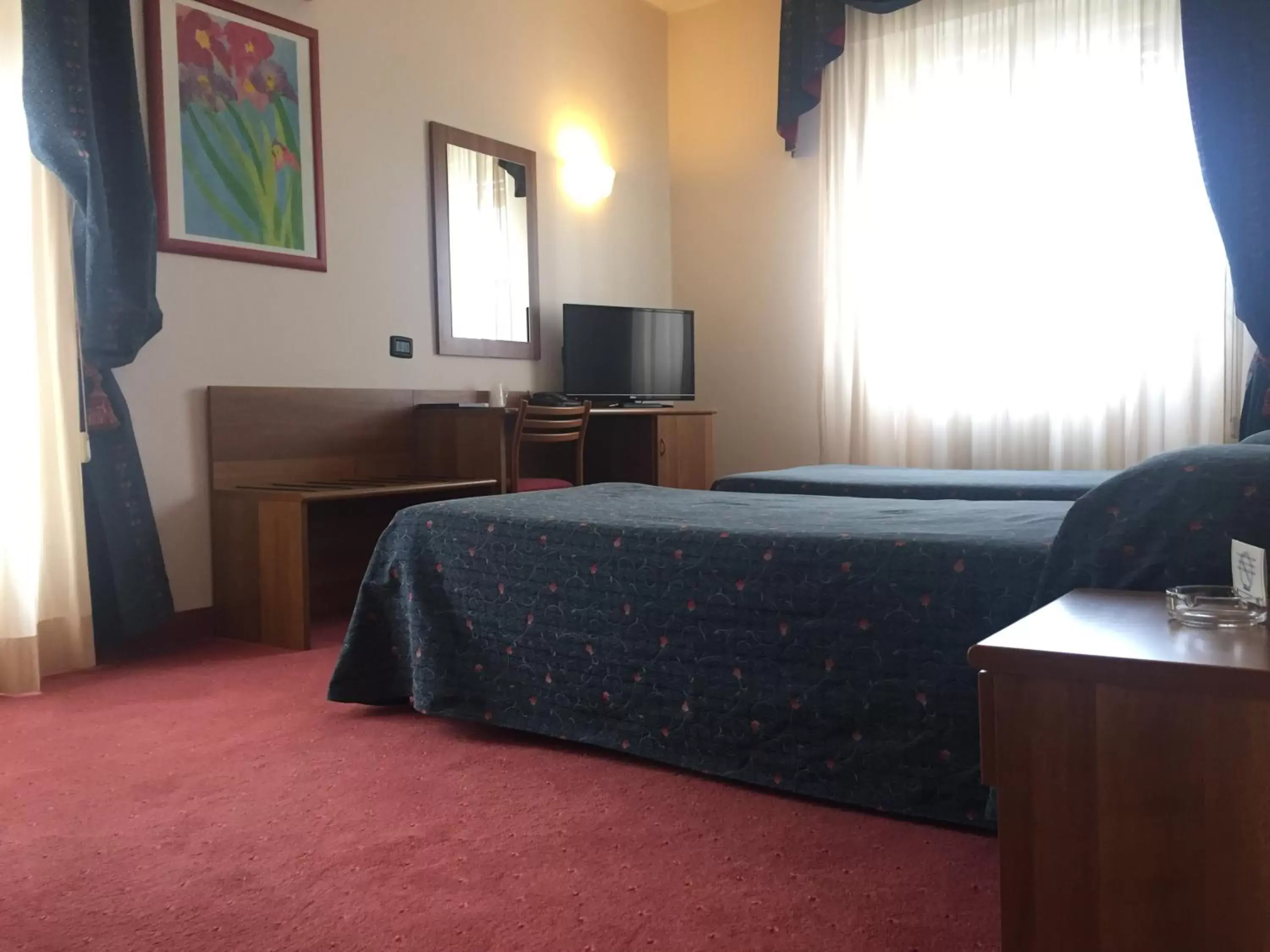 Photo of the whole room, Bed in Hotel Arcobaleno