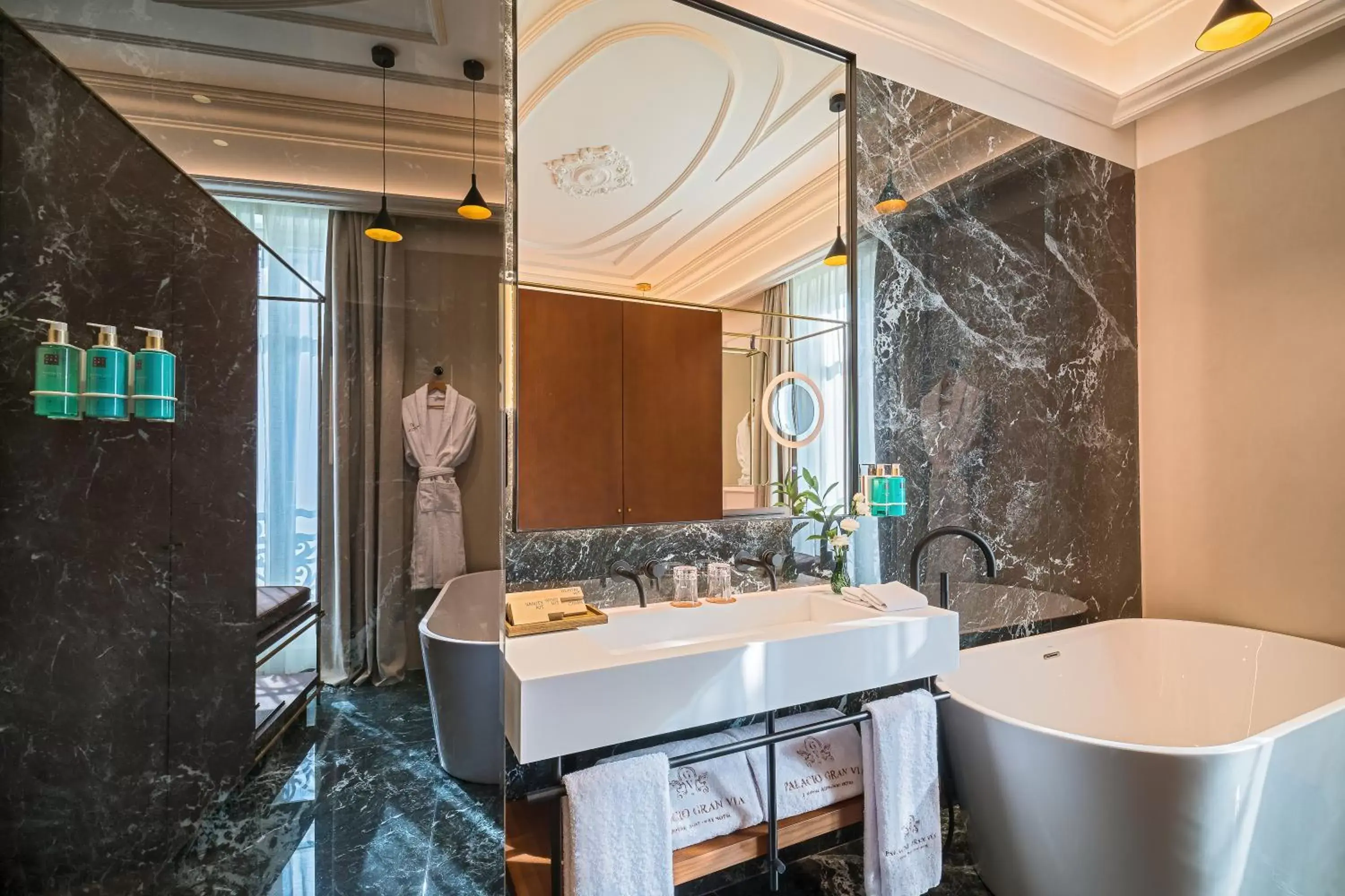 Shower, Bathroom in Palacio Gran Vía, a Royal Hideaway Hotel