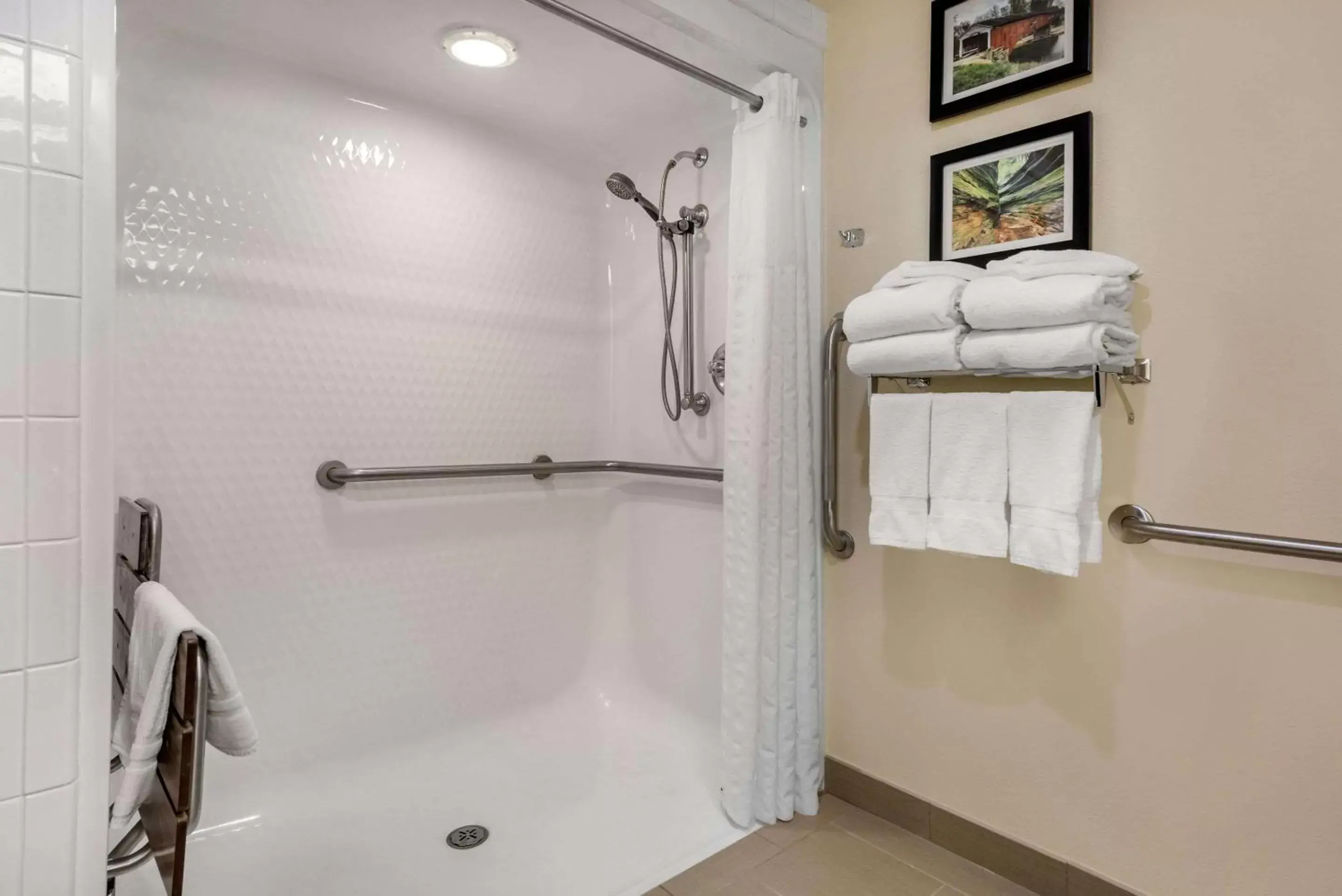 Bedroom in Comfort Suites Lafayette University Area Bedroom in Comfort Suites Lafayette University Area