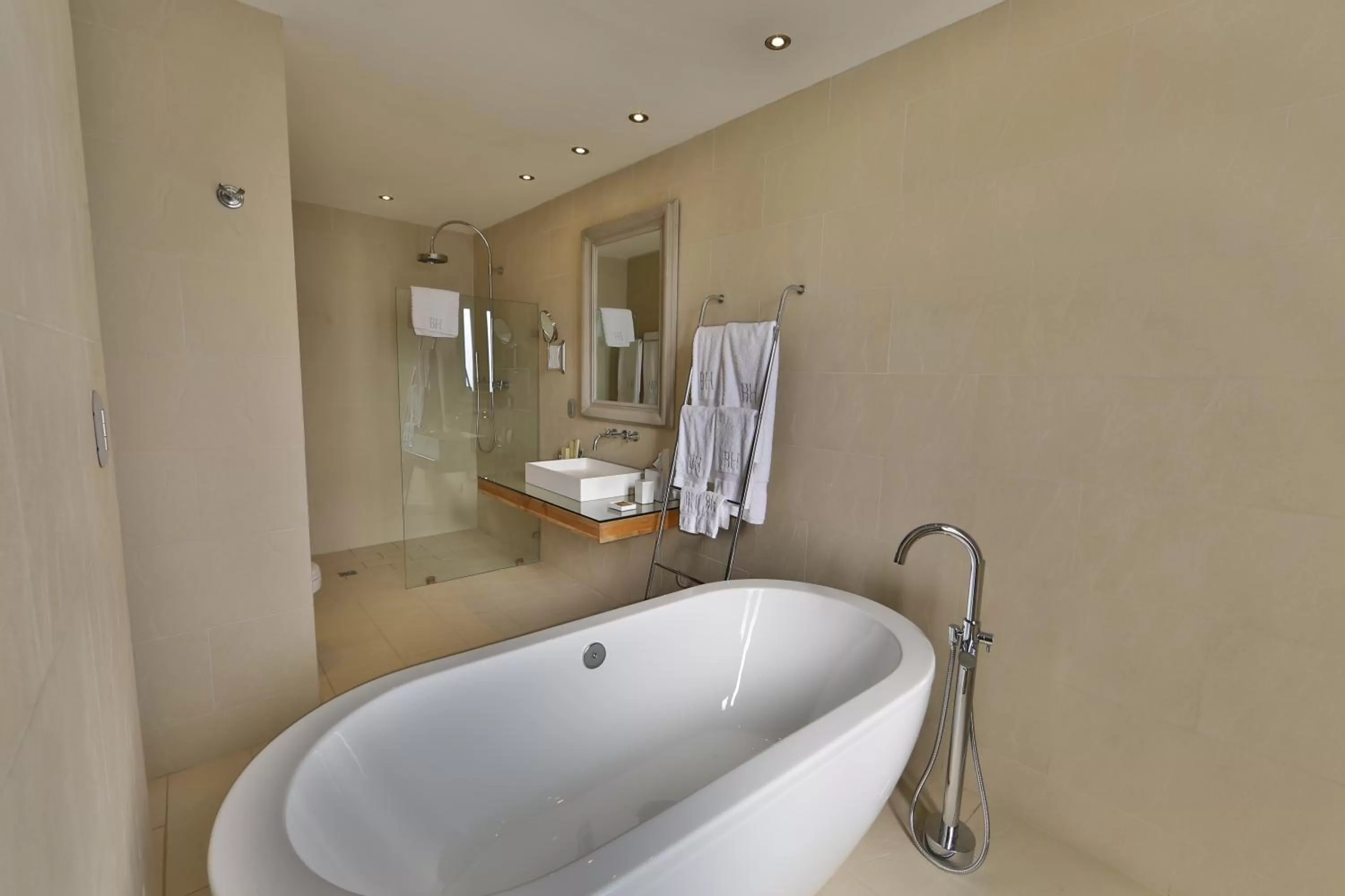 Hot Tub in Billini Hotel, Historic Luxury