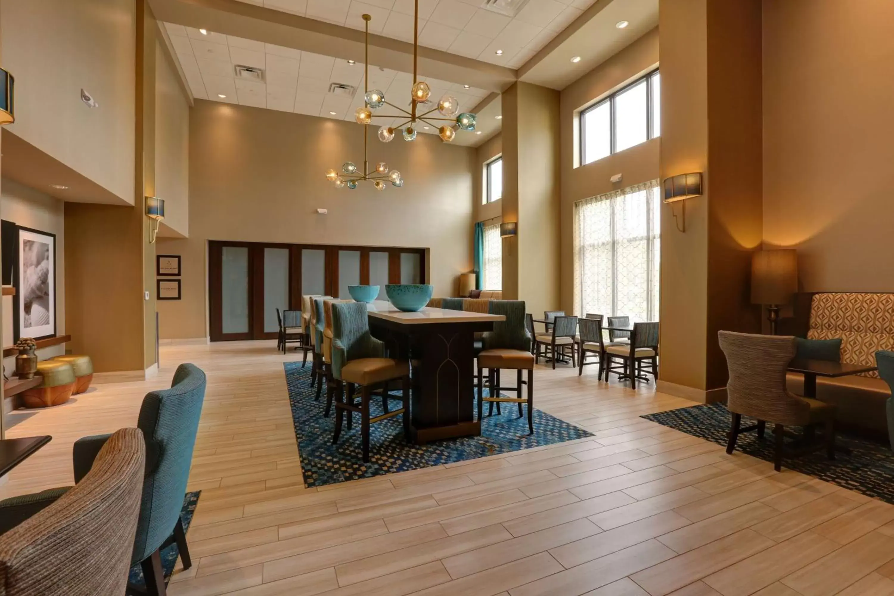 Lobby or reception in Hampton Inn & Suites by Hilton Tampa Busch Gardens Area