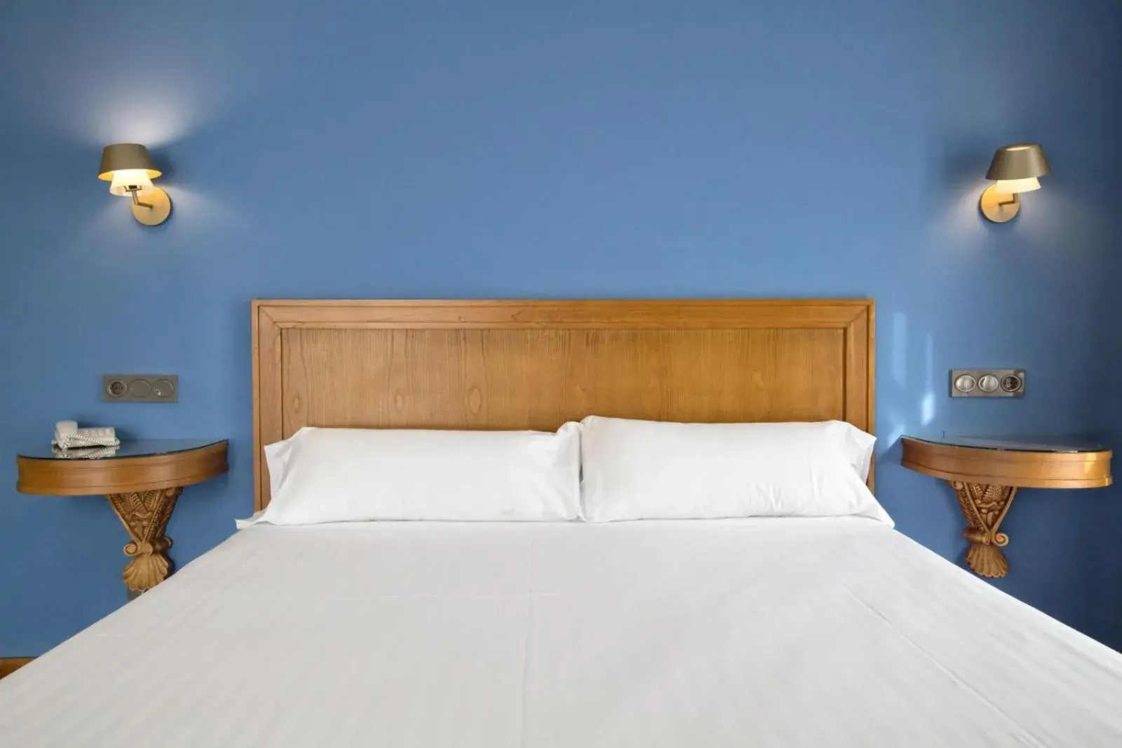 Decorative detail, Bed in Hotel El Sella
