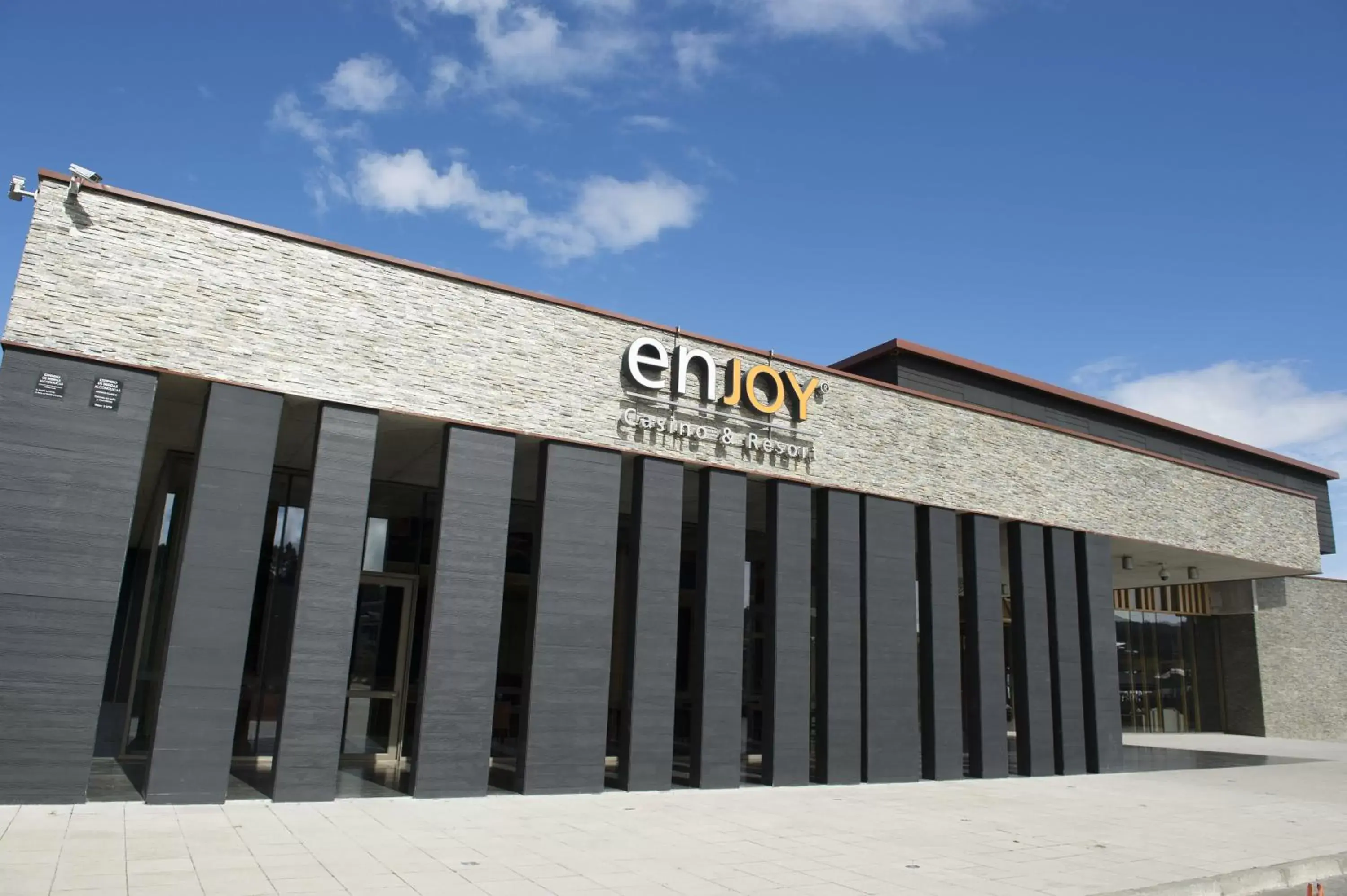 Facade/entrance, Property Building in Enjoy Chiloé