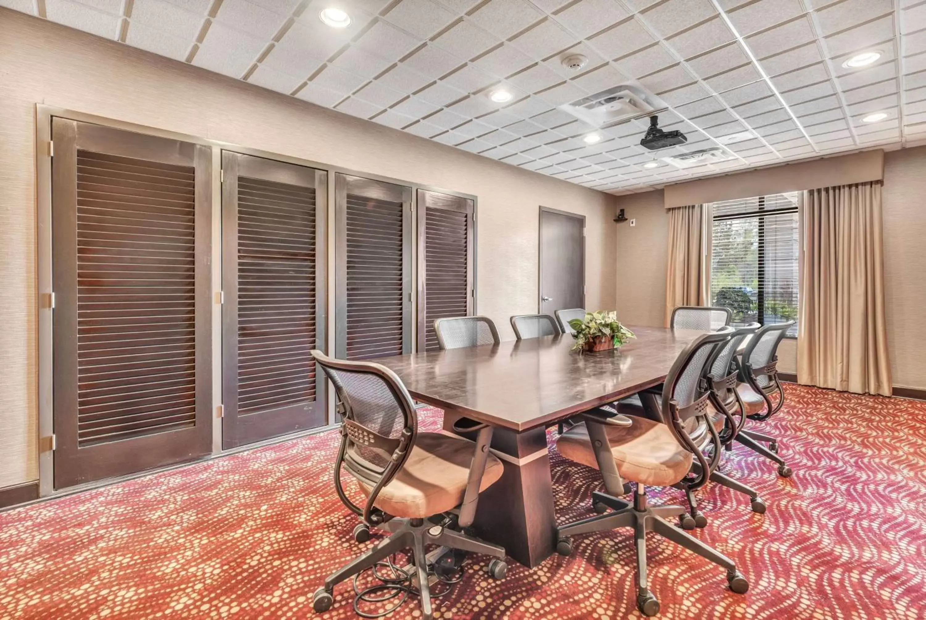 Meeting/conference room in Wingate by Wyndham State Arena Raleigh/Cary Hotel