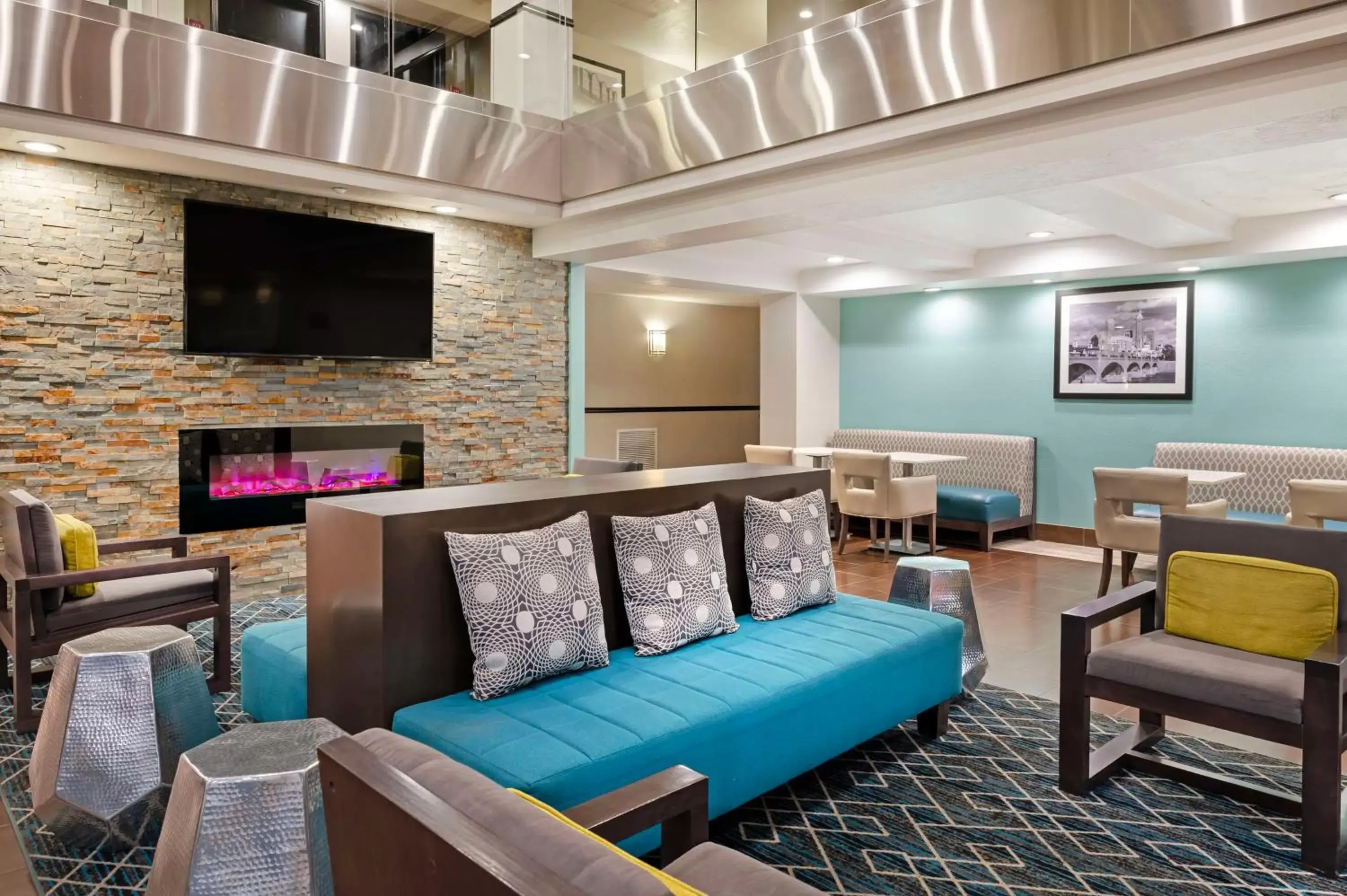 Lobby or reception, Seating Area in Best Western Plus Greenwood Indy South Inn