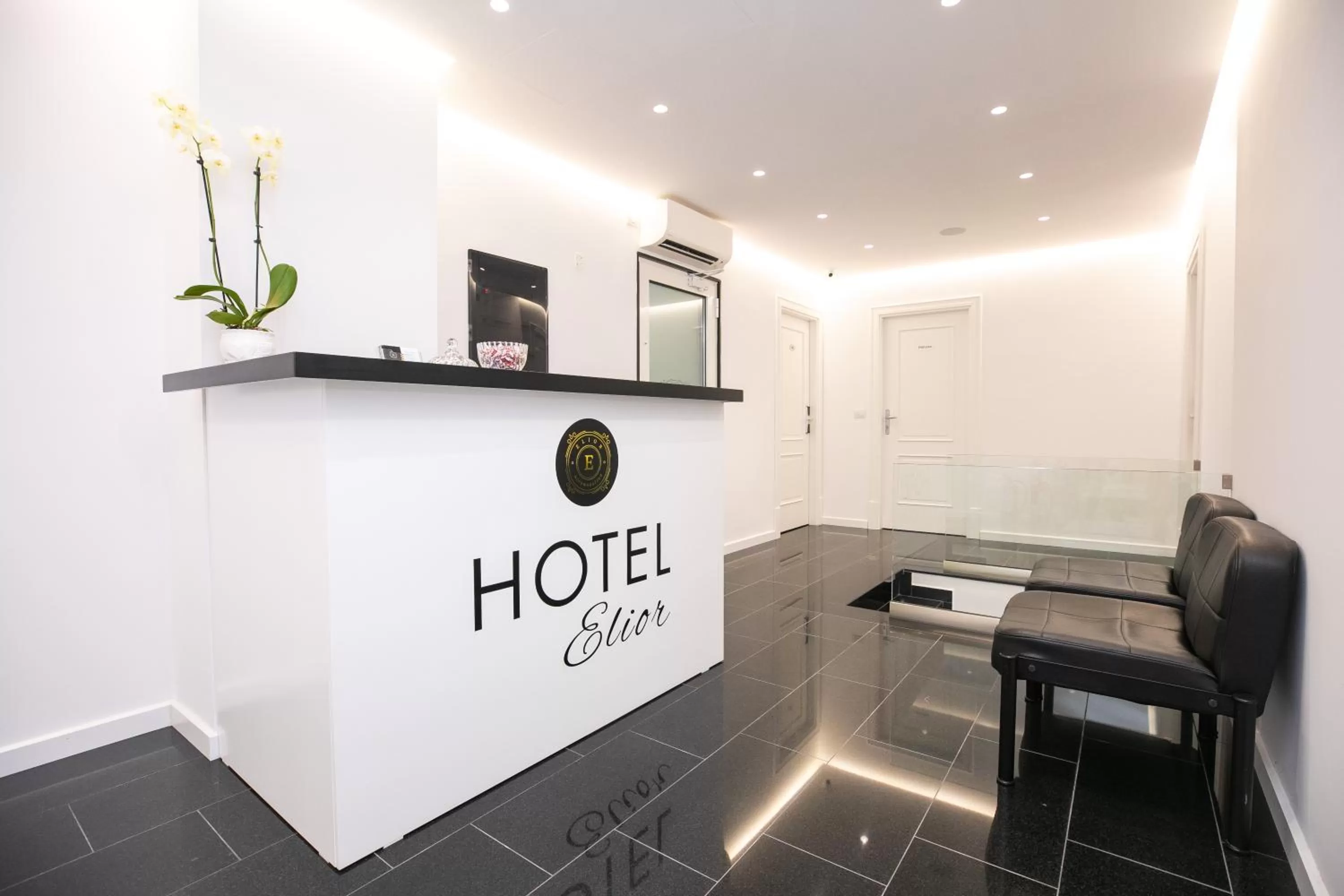 Lobby or reception in Hotel Elior