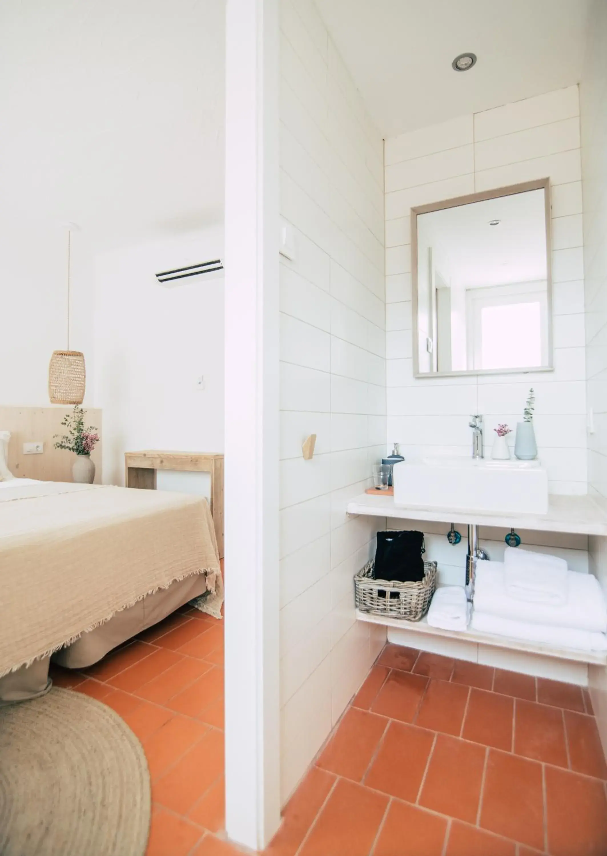 Shower, Bathroom in Hostal Ses Negres