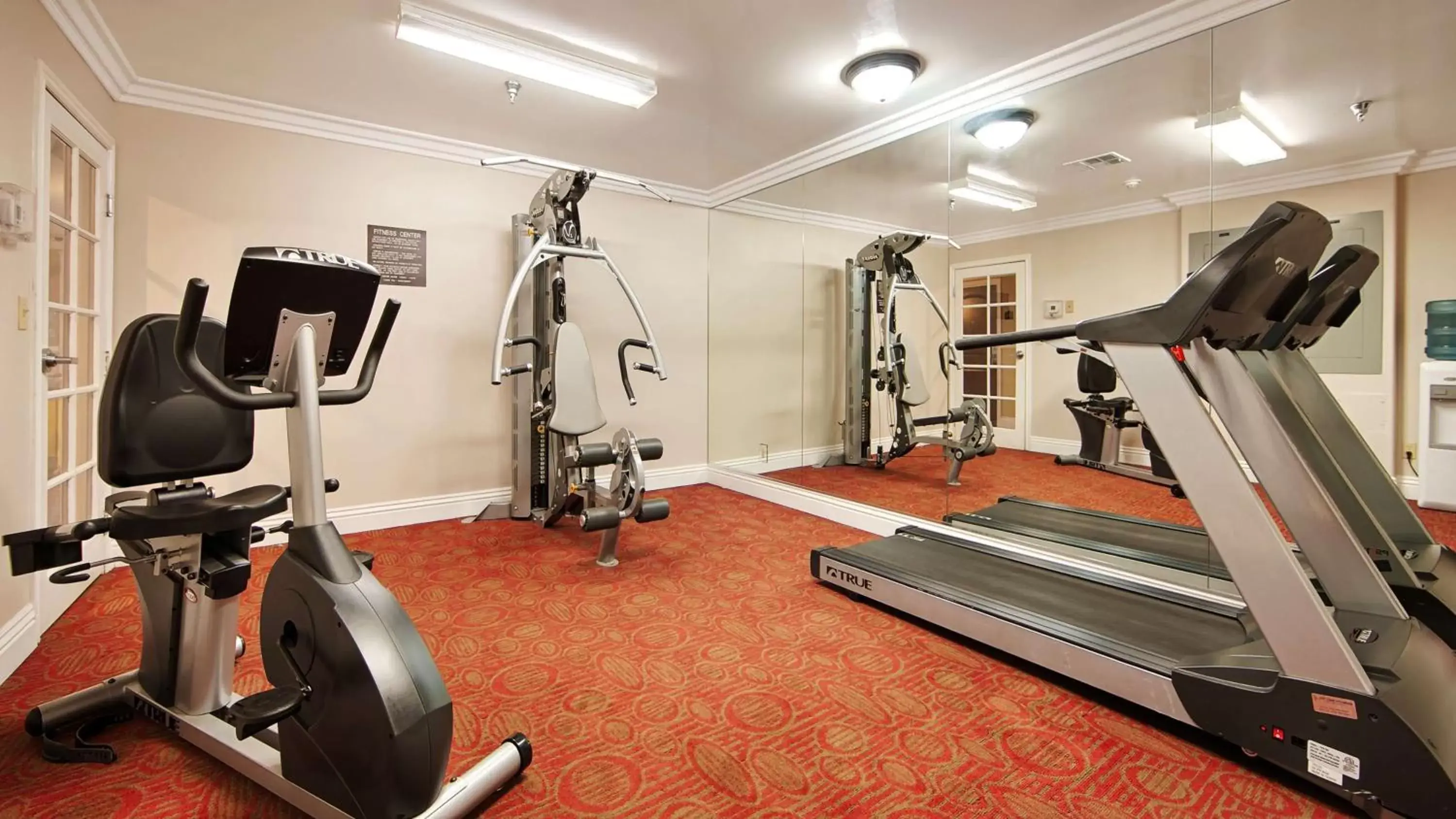 Fitness centre/facilities, Fitness Center/Facilities in Best Western Burbank Airport Inn