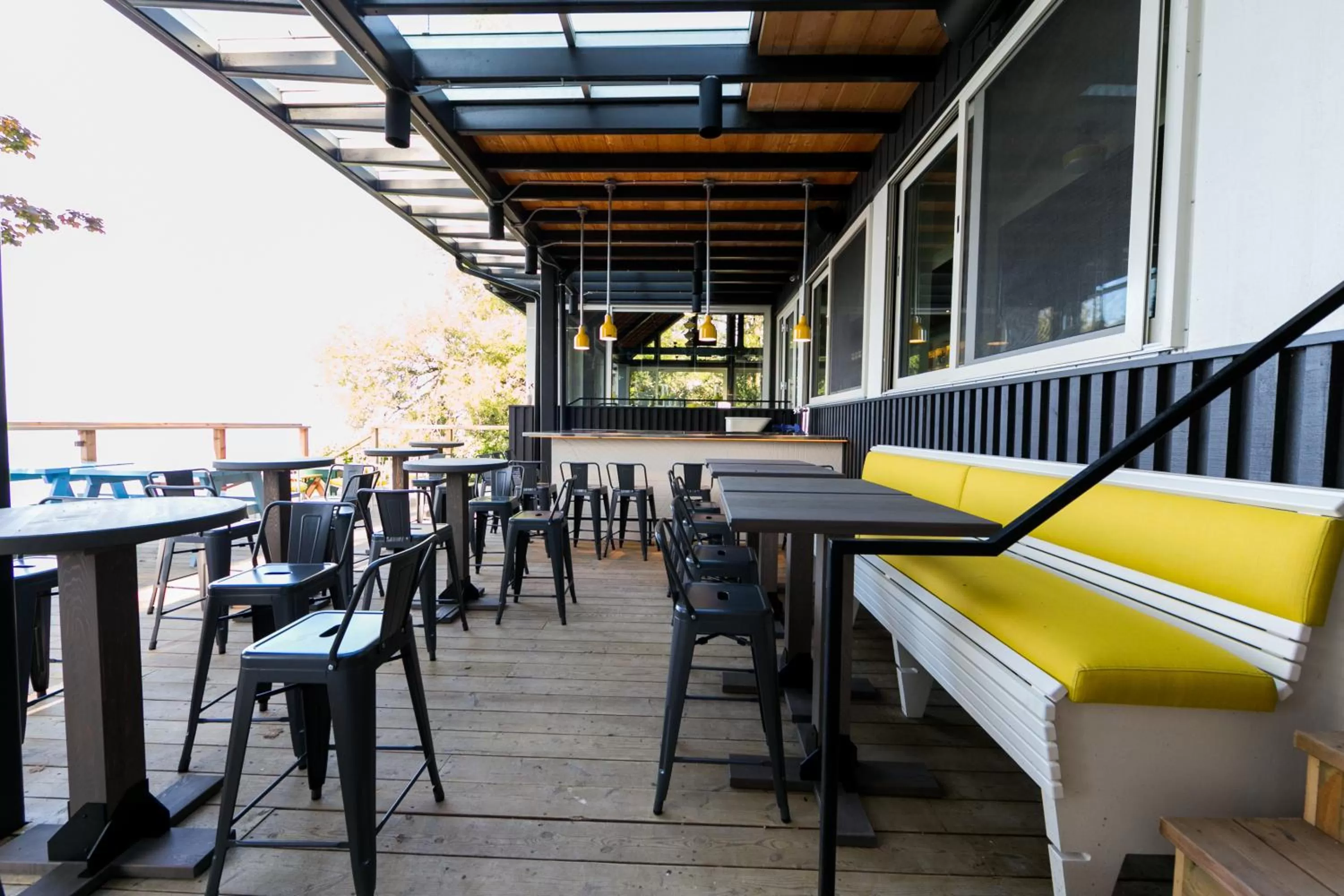 Patio in Drake Devonshire and Motor Inn