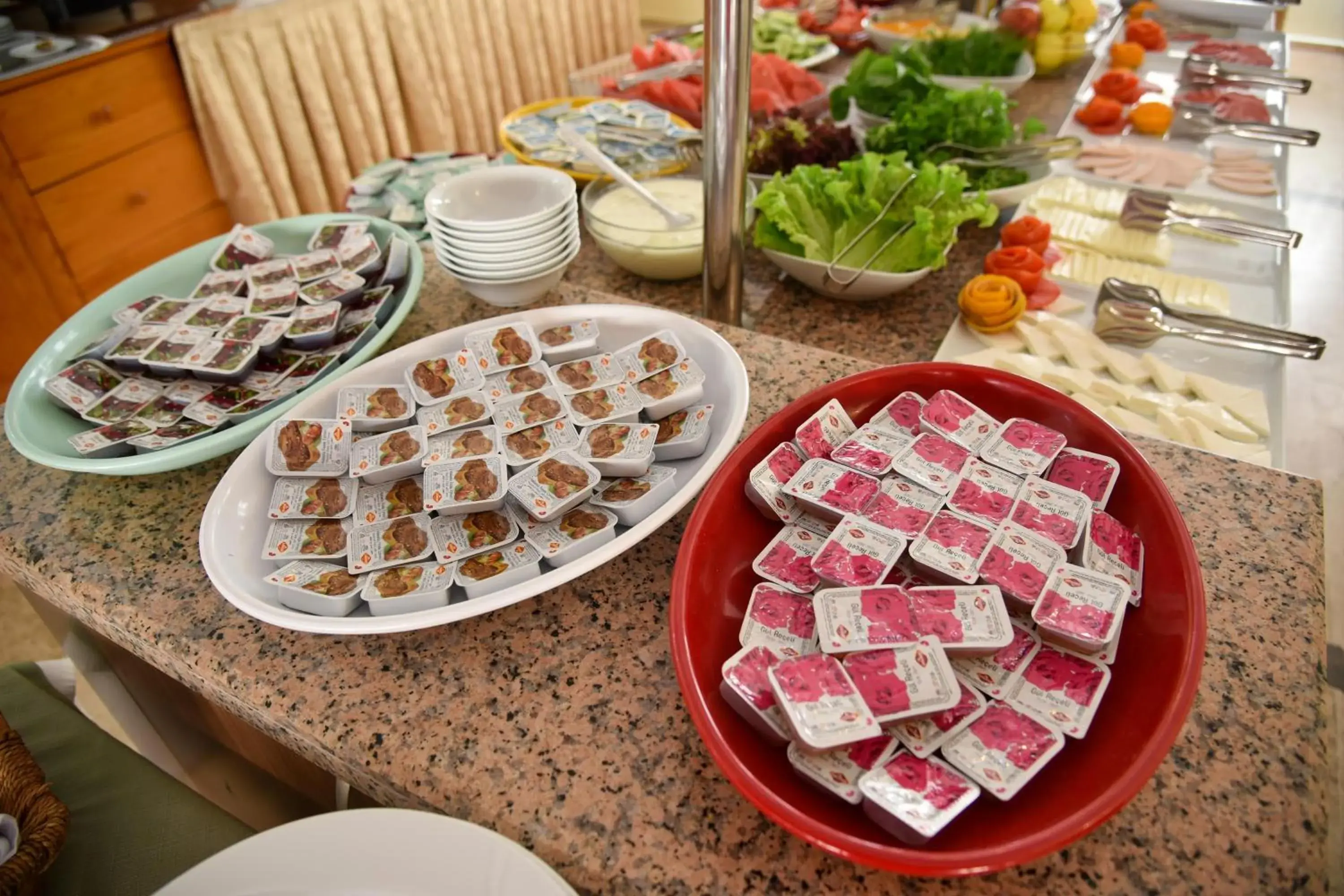 Buffet breakfast in Belcehan Deluxe Hotel