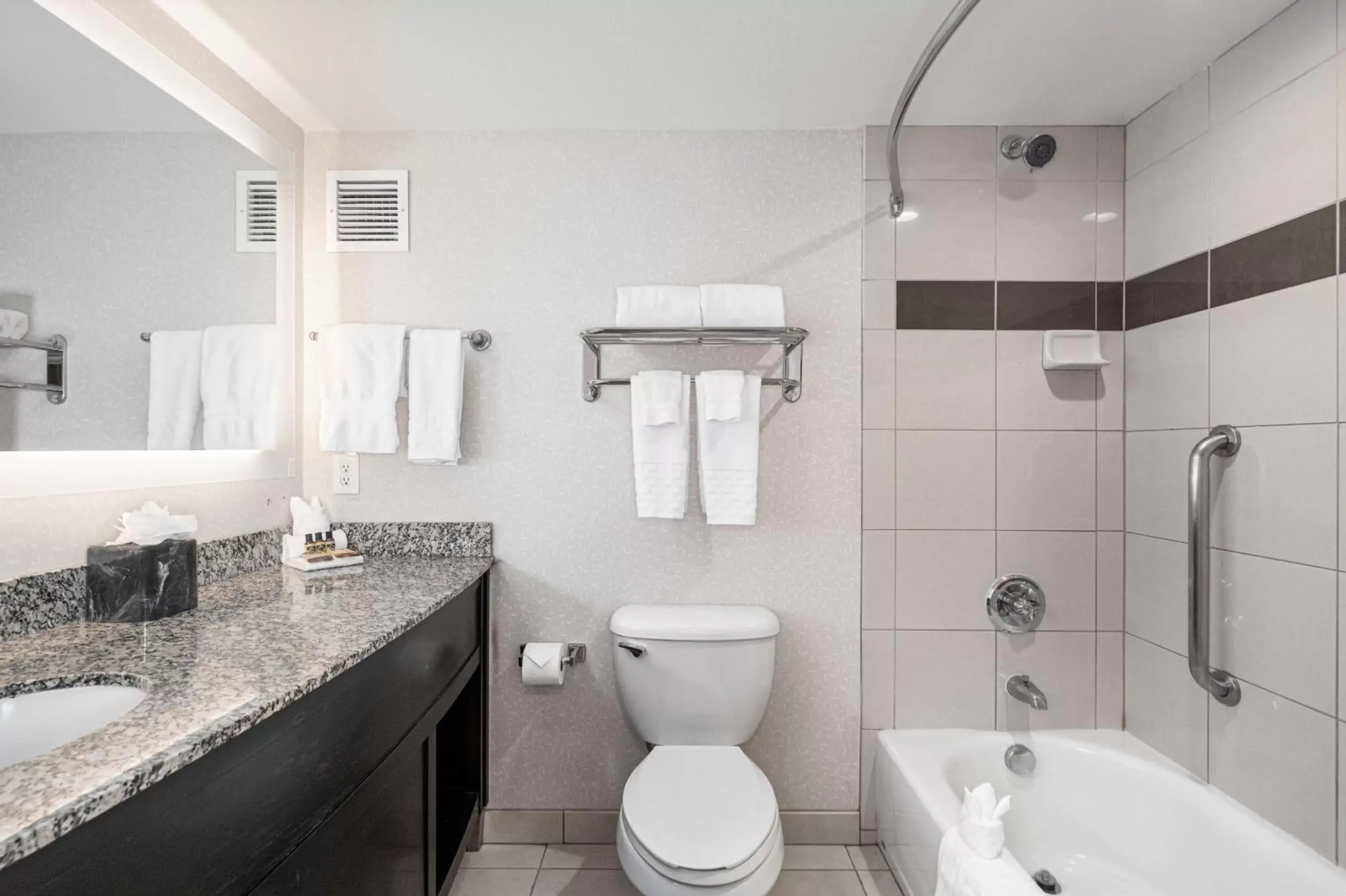 Photo of the whole room, Bathroom in Best Western Plus Marina Gateway Hotel