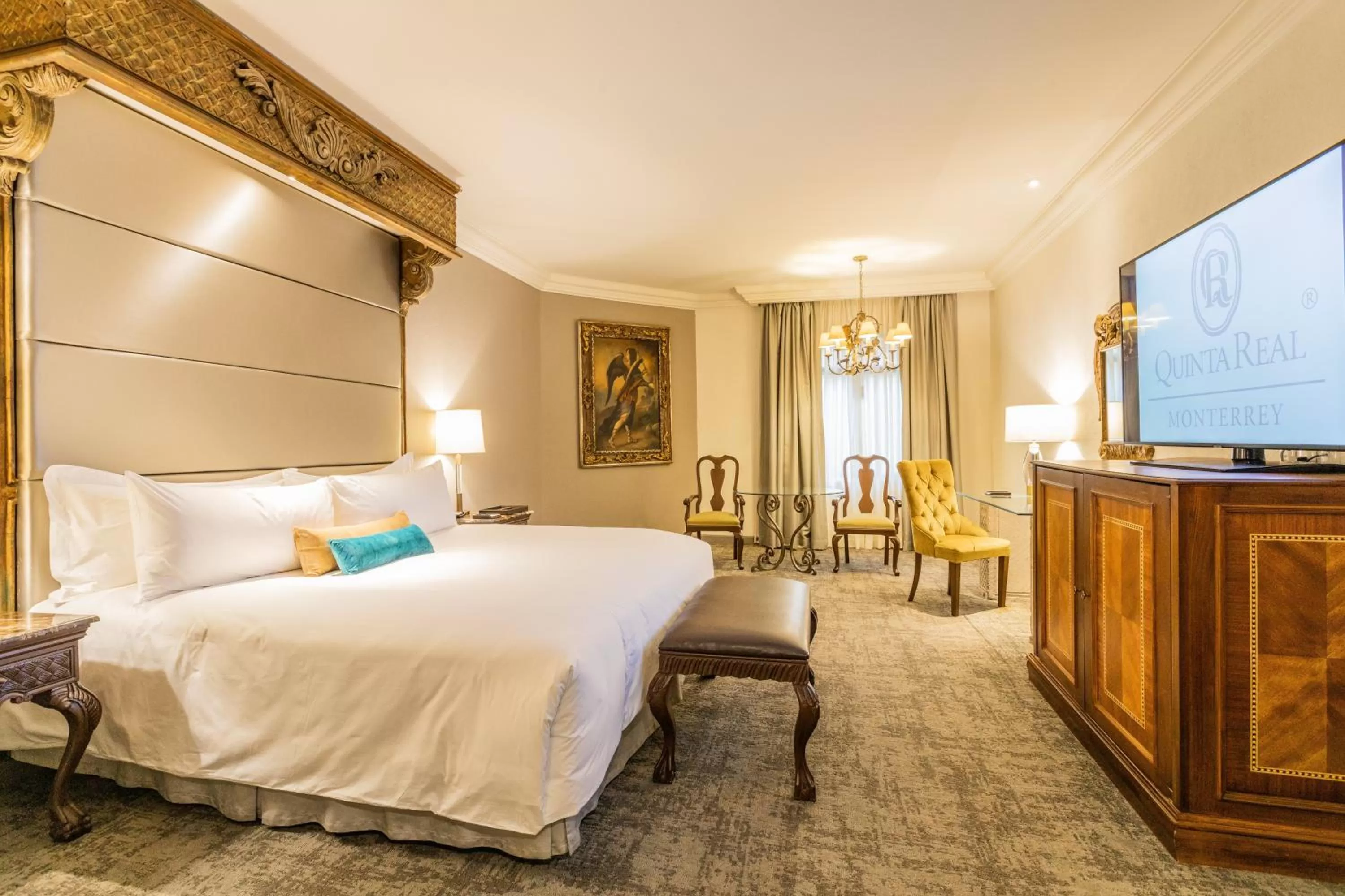 Bedroom, Bed in Quinta Real Monterrey