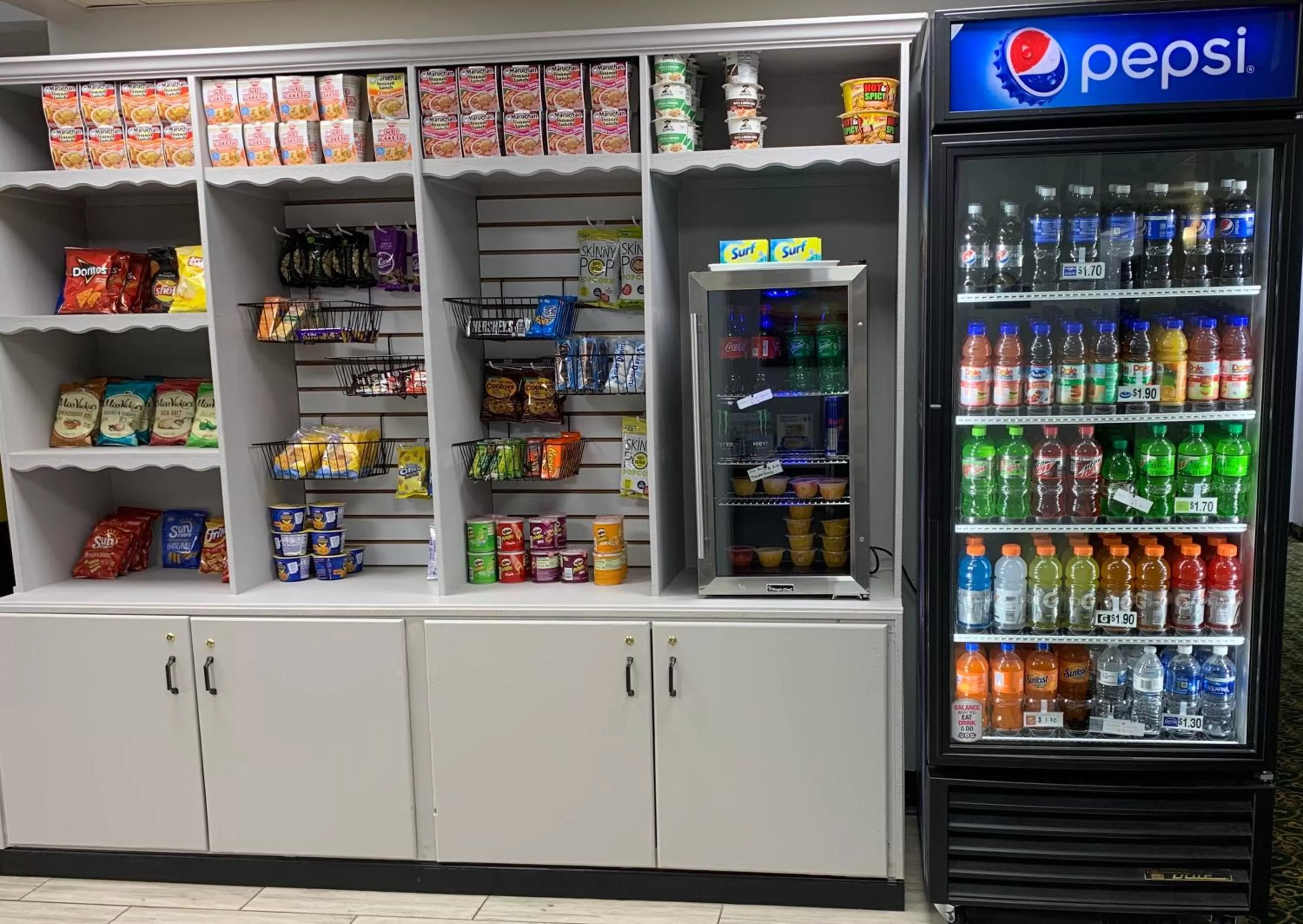 Food and drinks in Days Inn by Wyndham Mauldin/Greenville