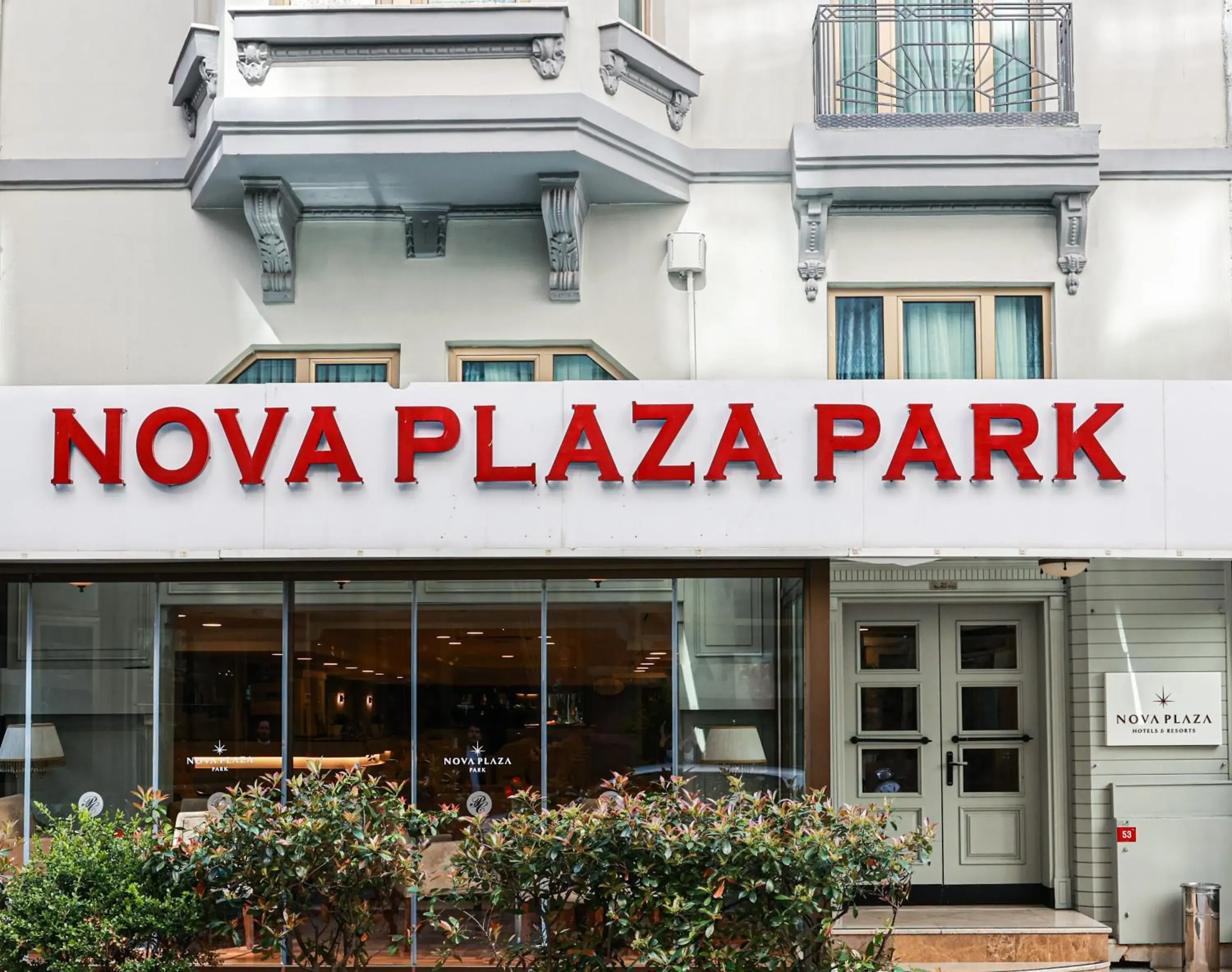 Property Building in Nova Plaza Park Hotel