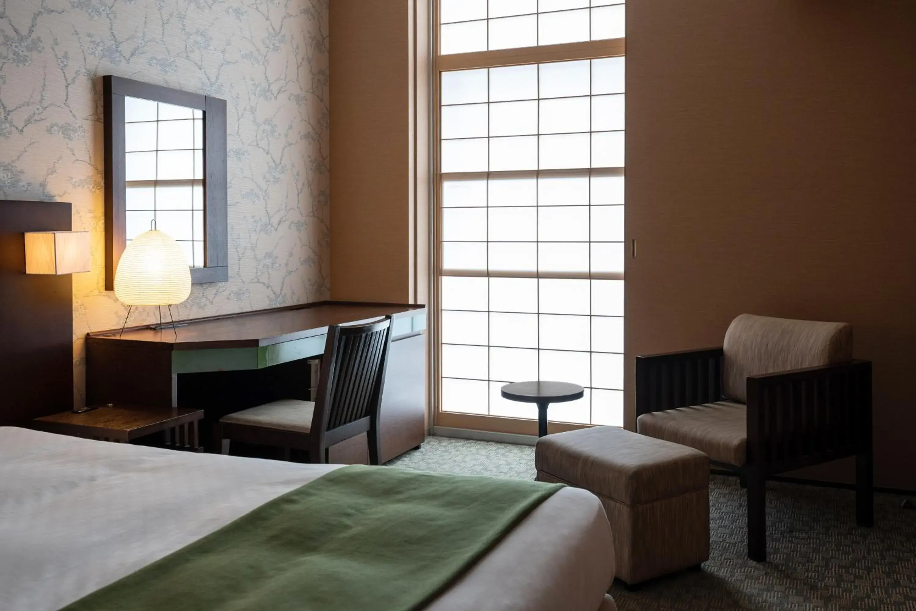 Photo of the whole room, Seating Area in Hotel Vista Premio Kyoto Kawaramachi St