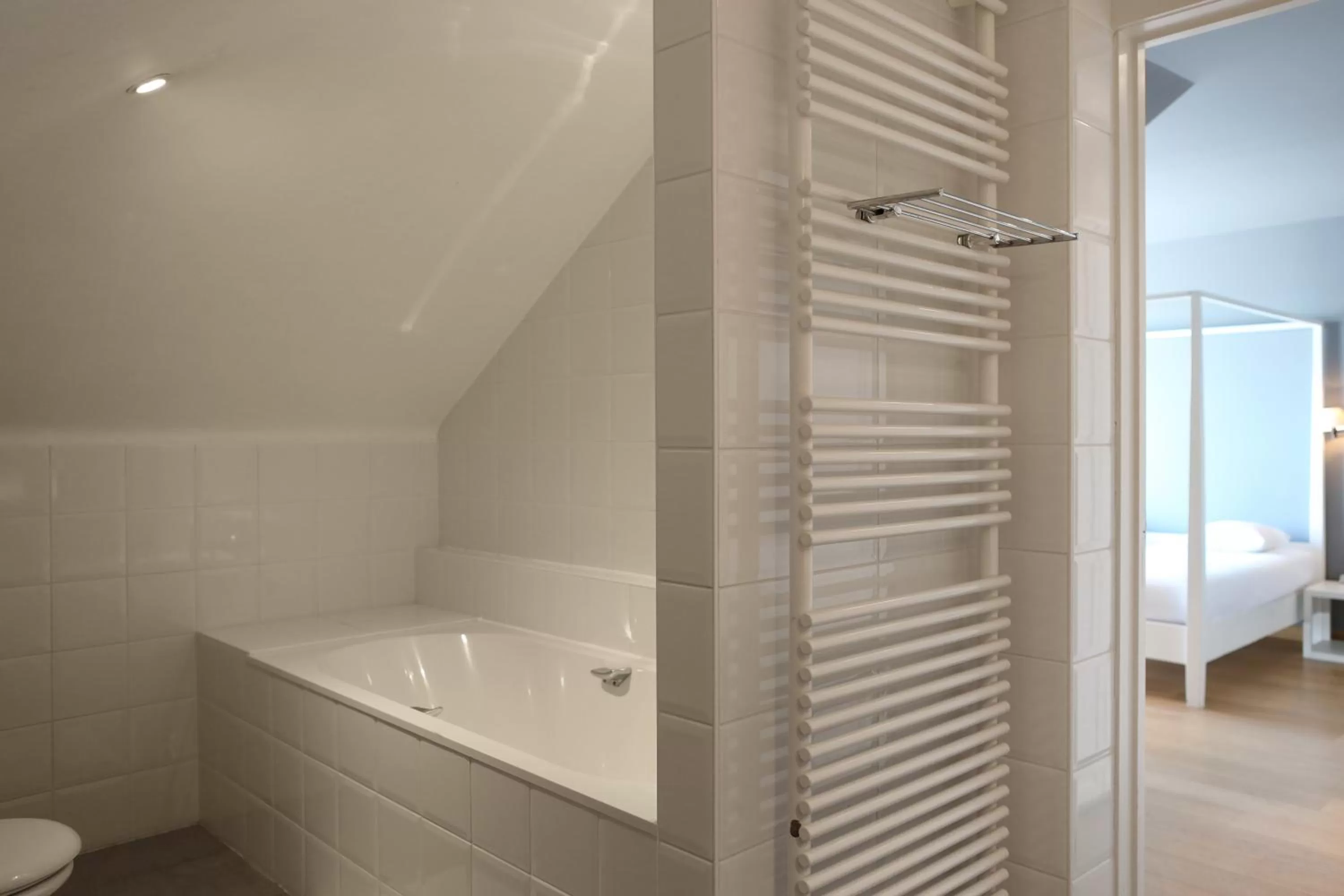 Bathroom in Auberge du Pêcheur