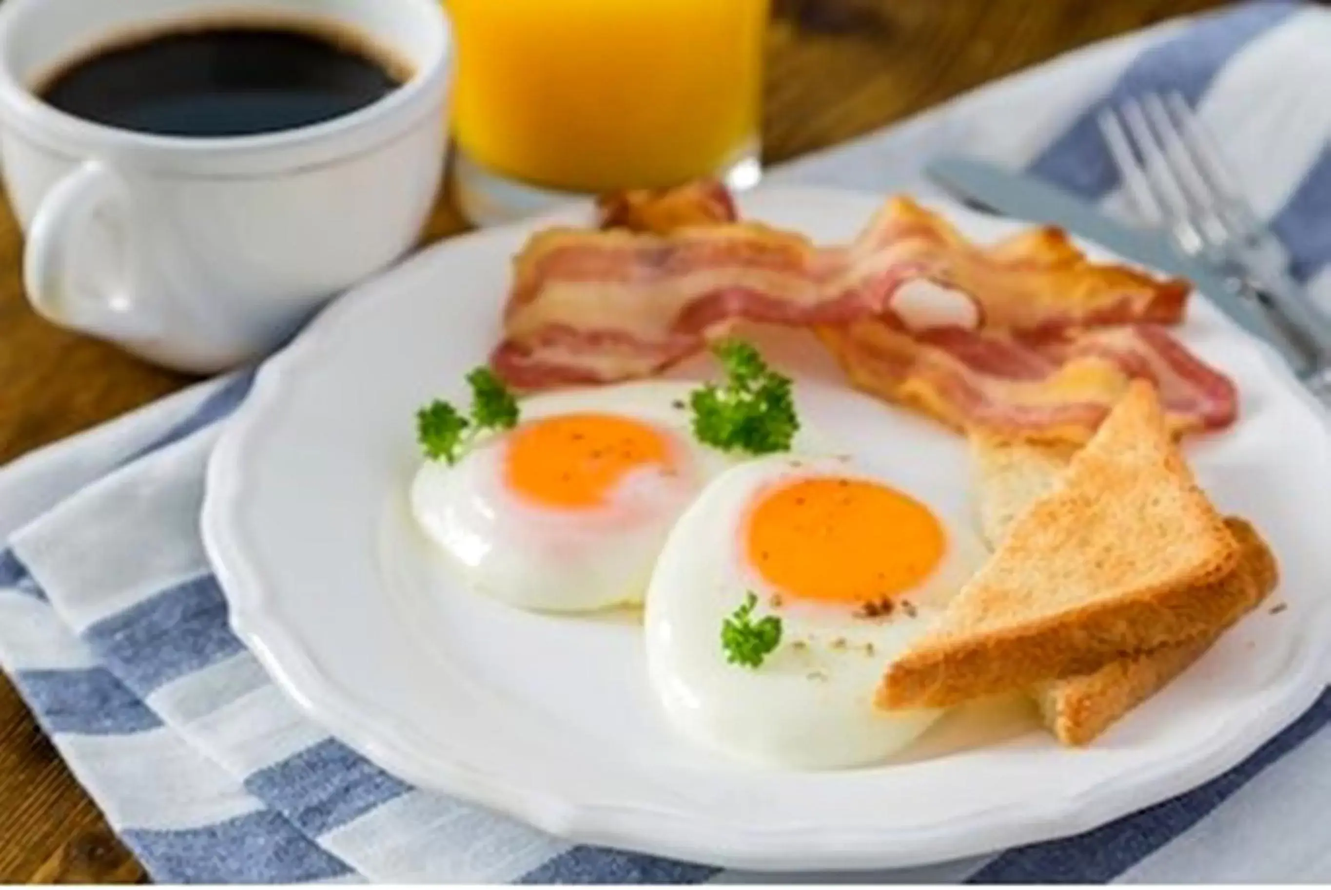 Breakfast in Lost Horizon Beach Dive Resort Breakfast in Lost Horizon Beach Dive Resort