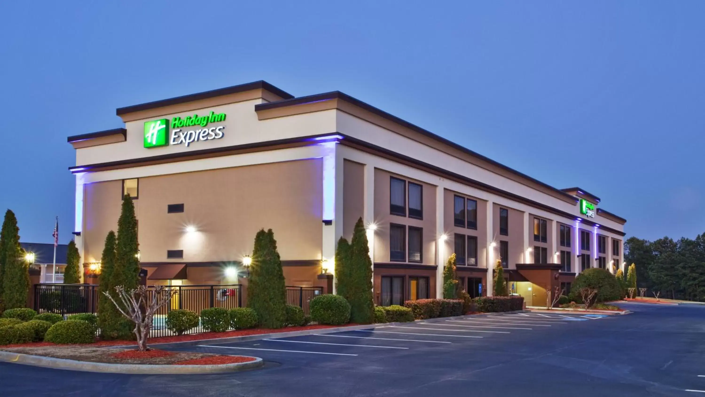 Property Building in Holiday Inn Express Peachtree Corners-Norcross, an IHG Hotel