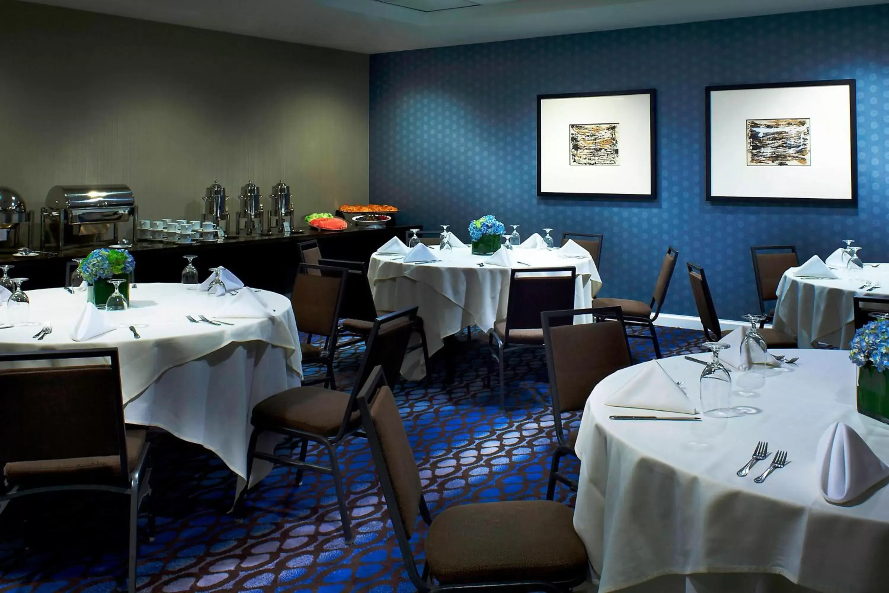Meeting/conference room, Restaurant/Places to Eat in Le Meridien Delfina Santa Monica