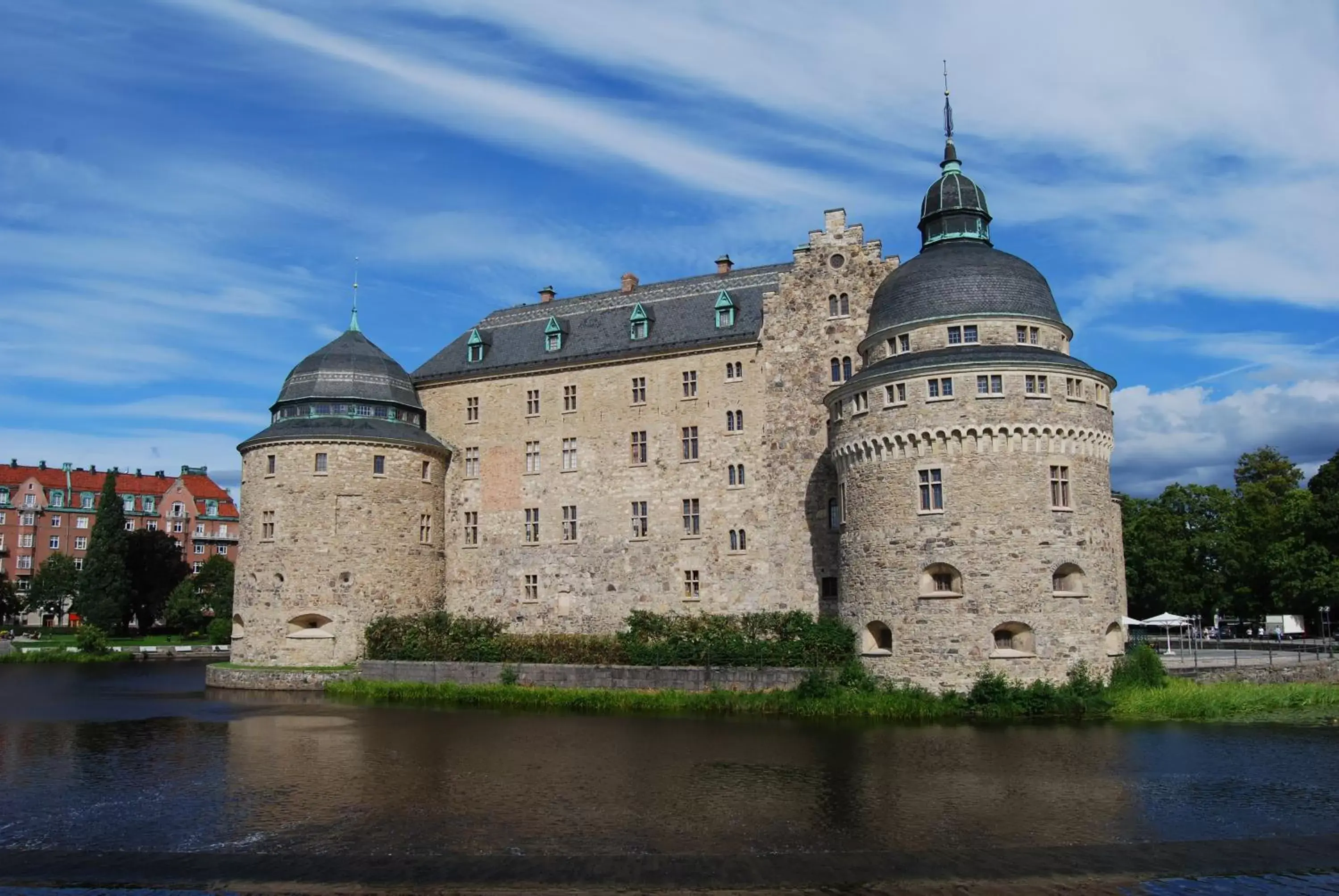 Nearby landmark, Property Building in First Hotel Örebro