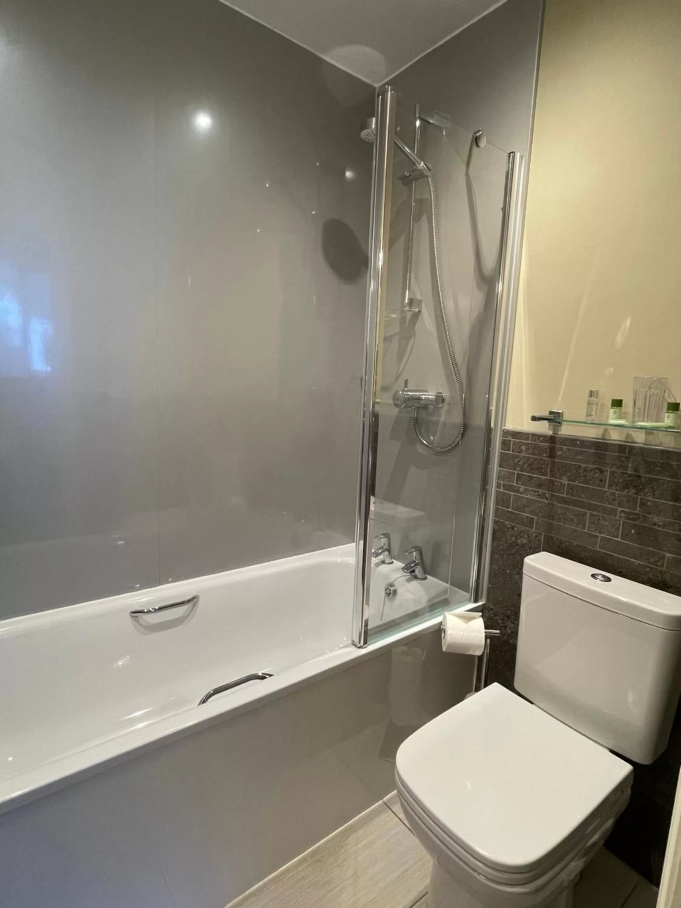 Bathroom in The Mary Mount Hotel