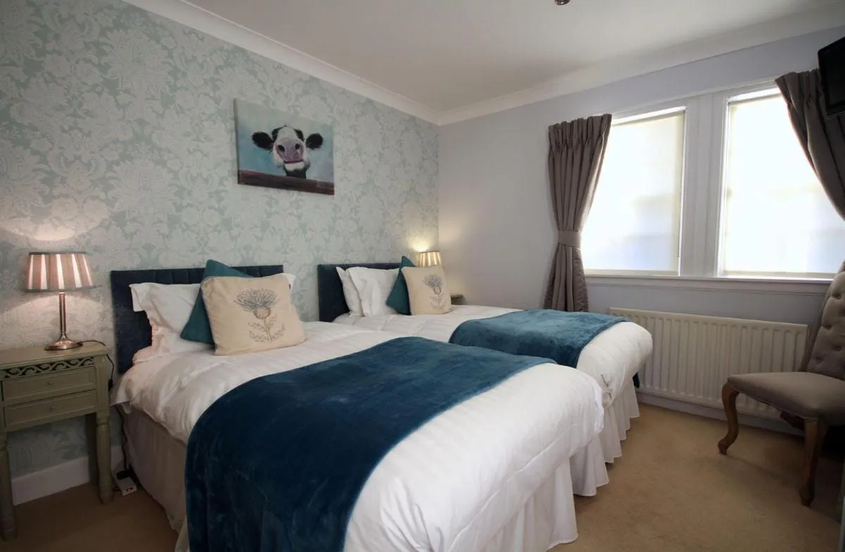 Bed in The Horseshoe Inn