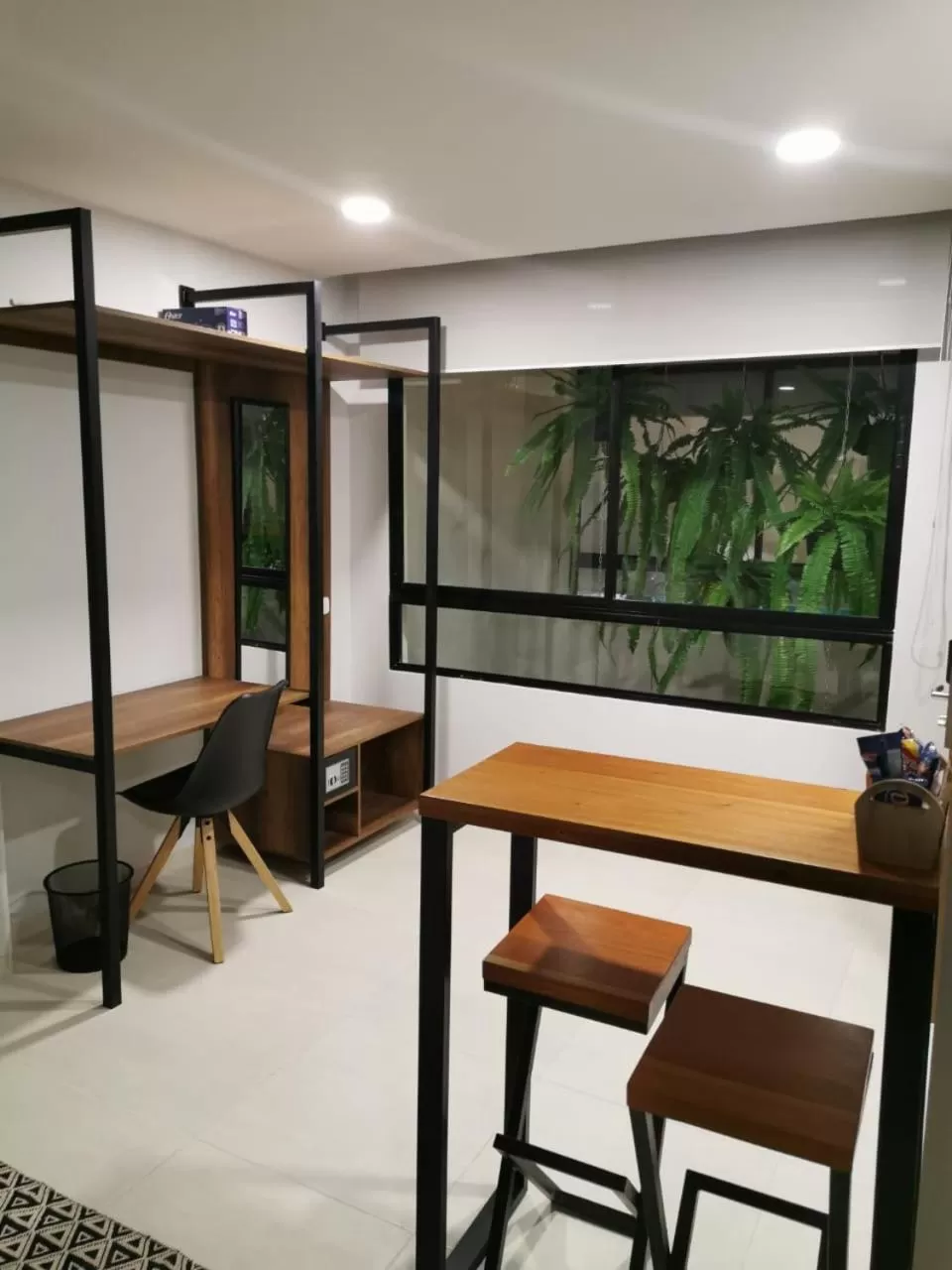 Photo of the whole room in Kapital Suites