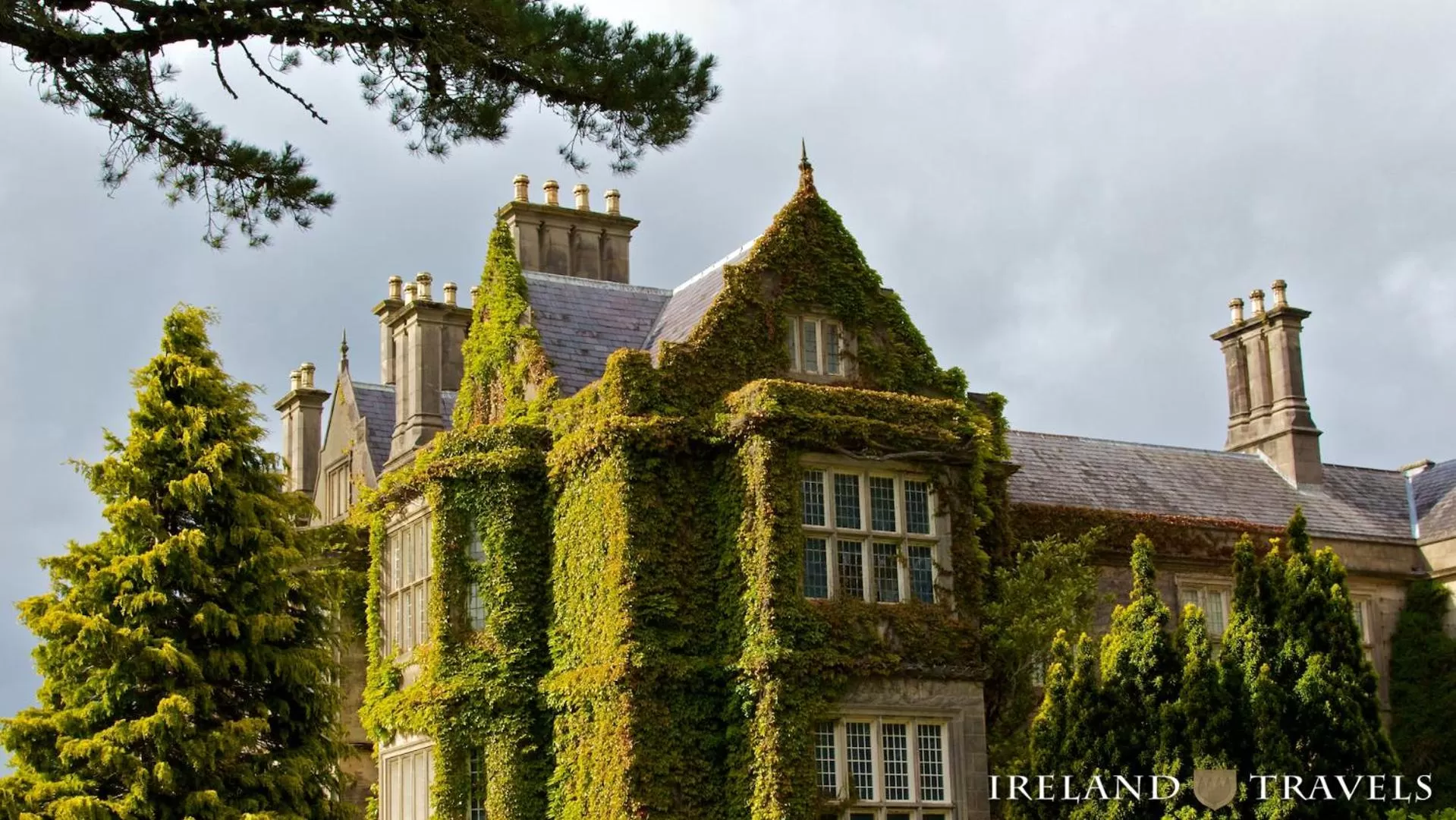 Property building in Copper Kettle B&B